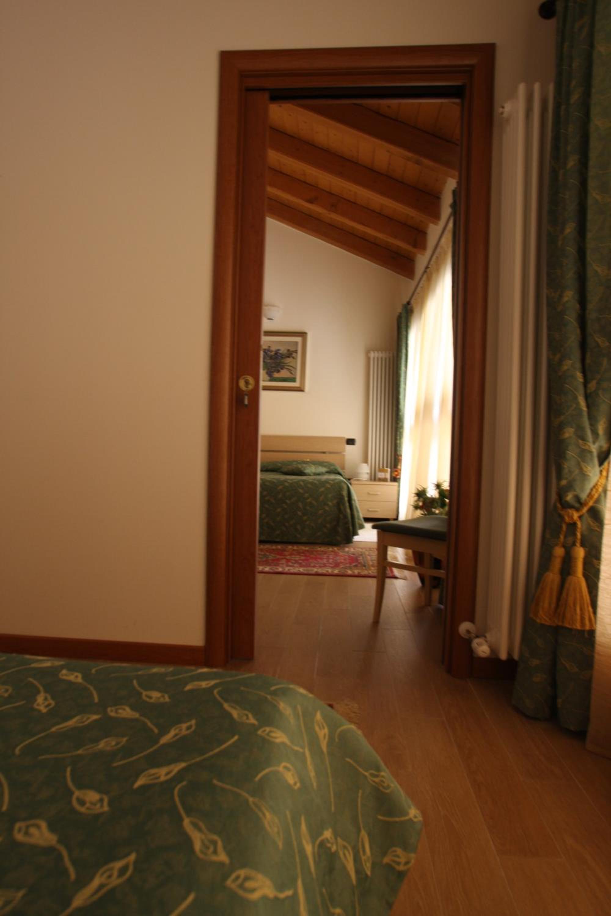 Family Room - Photo 1