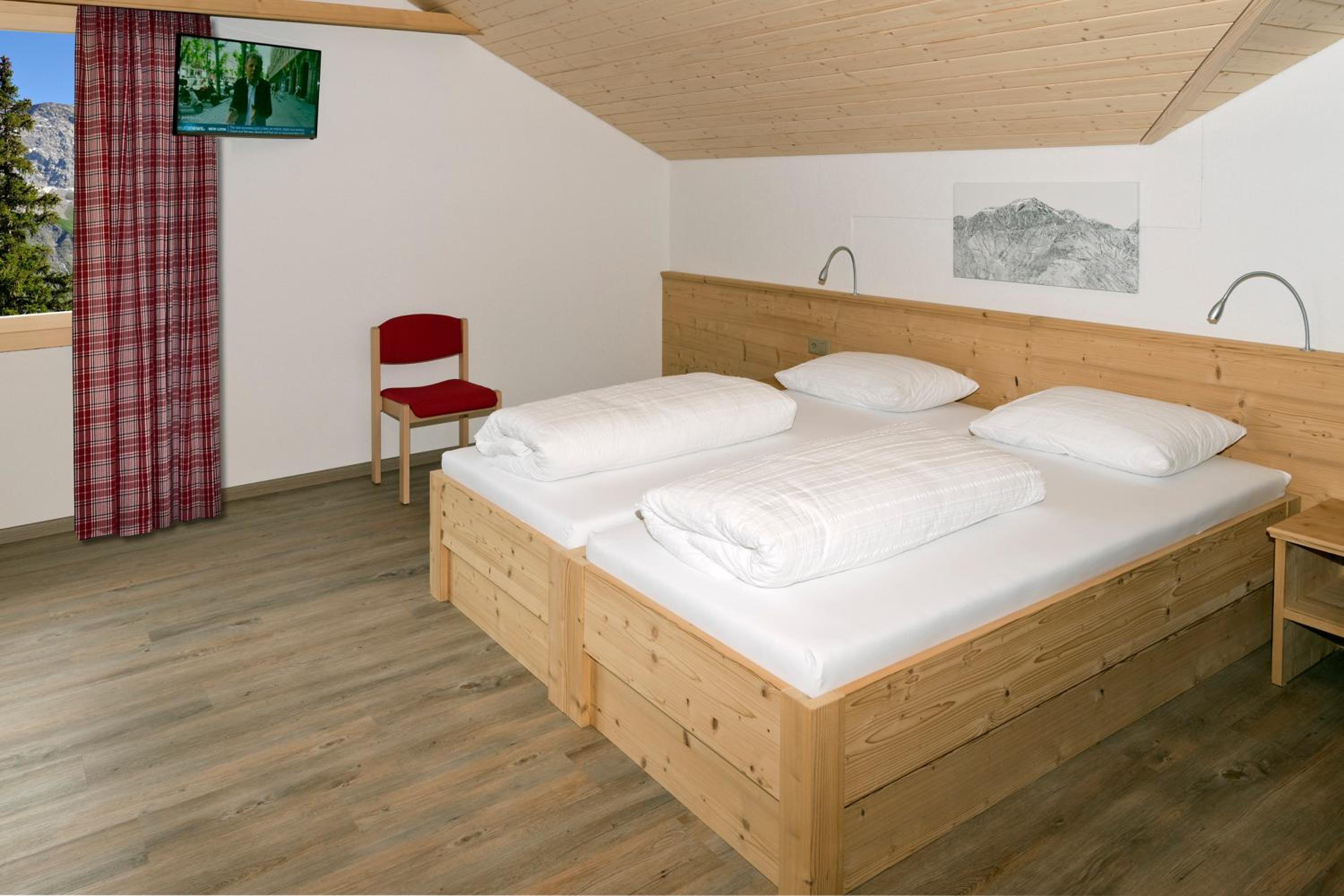 Standard Double Room - Photo 2