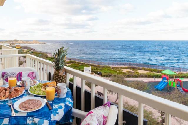 Apartment with Sea View