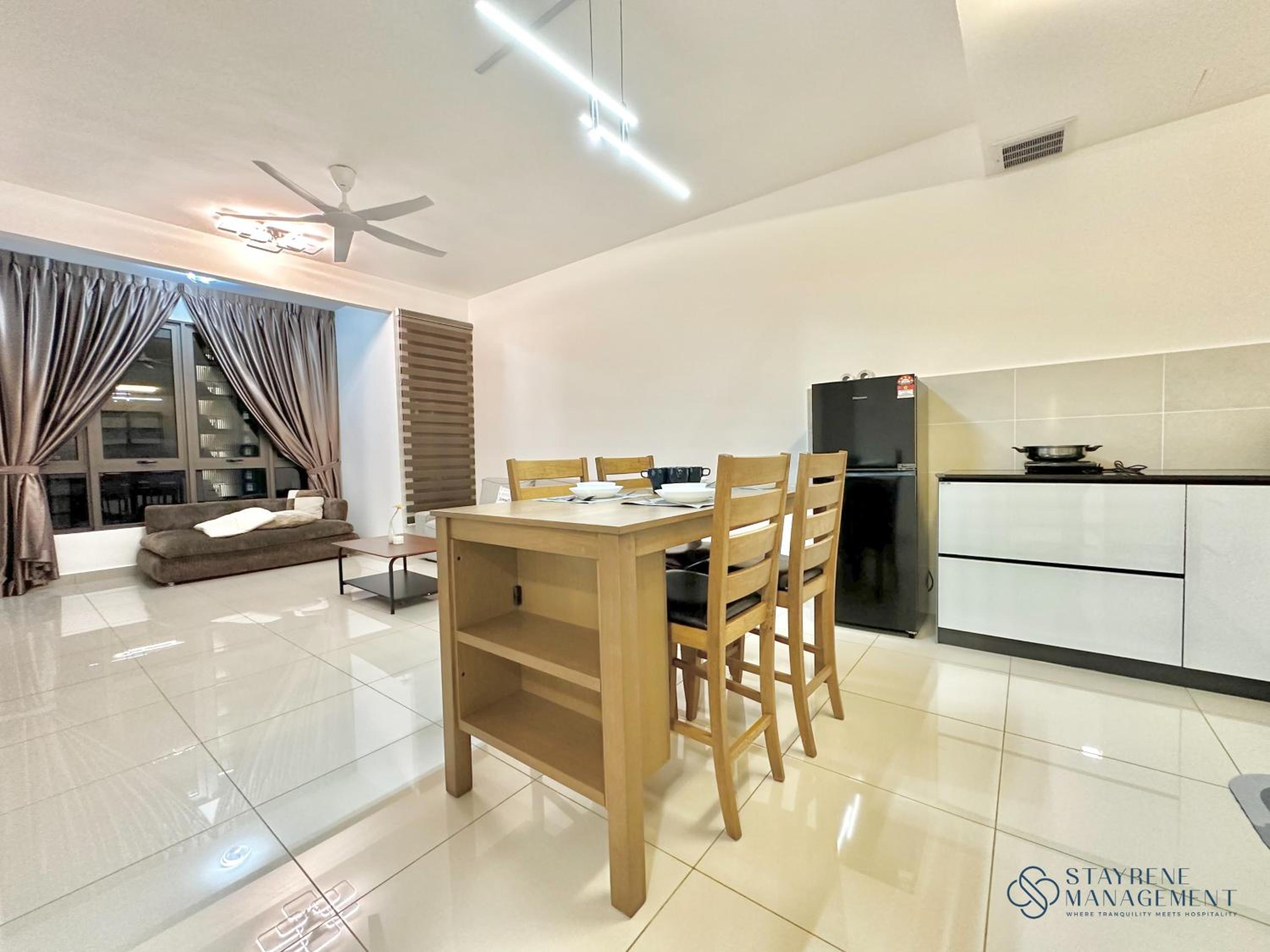 One-Bedroom Apartment - Non-Smoking - Photo 2