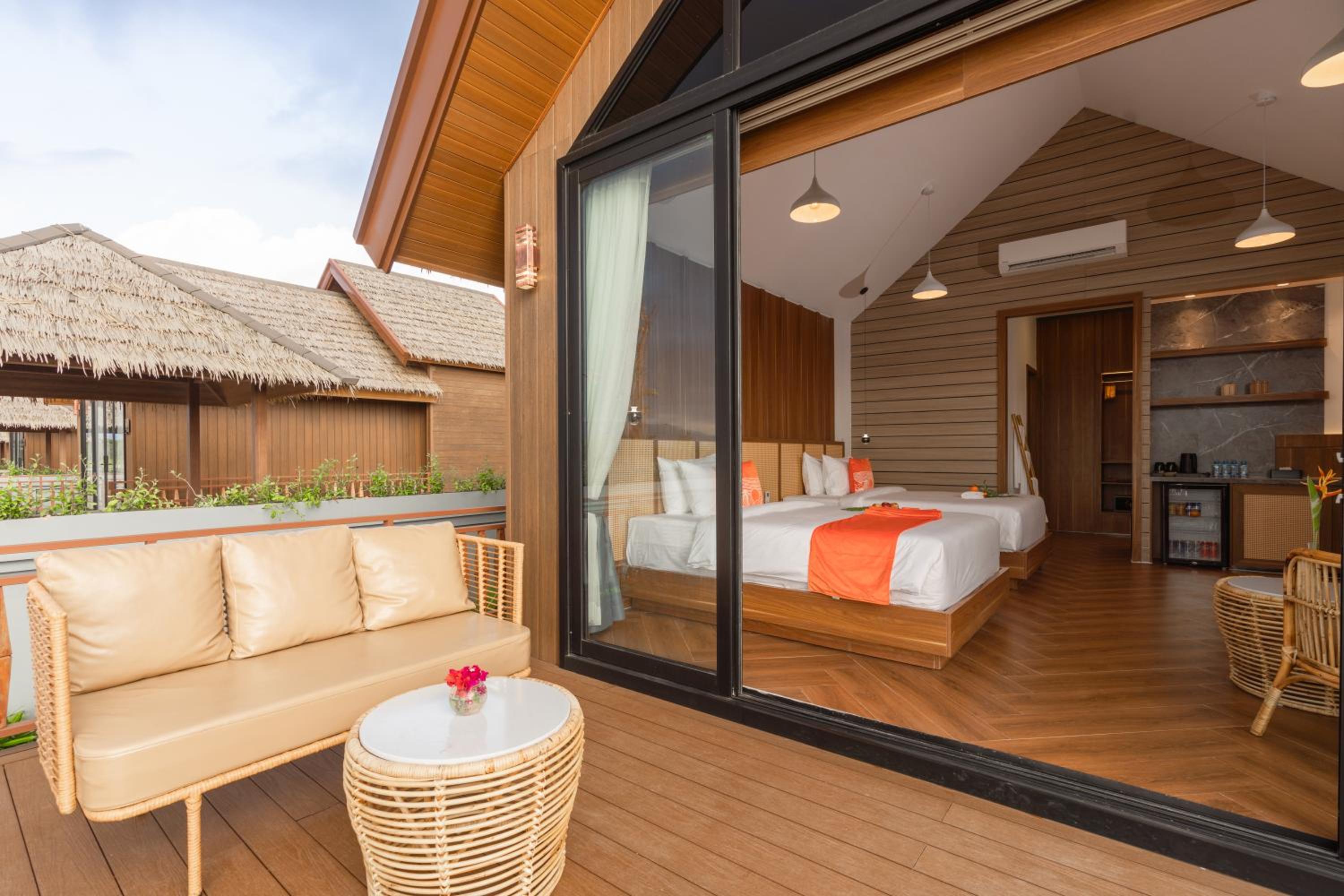 Cottage with Garden View
