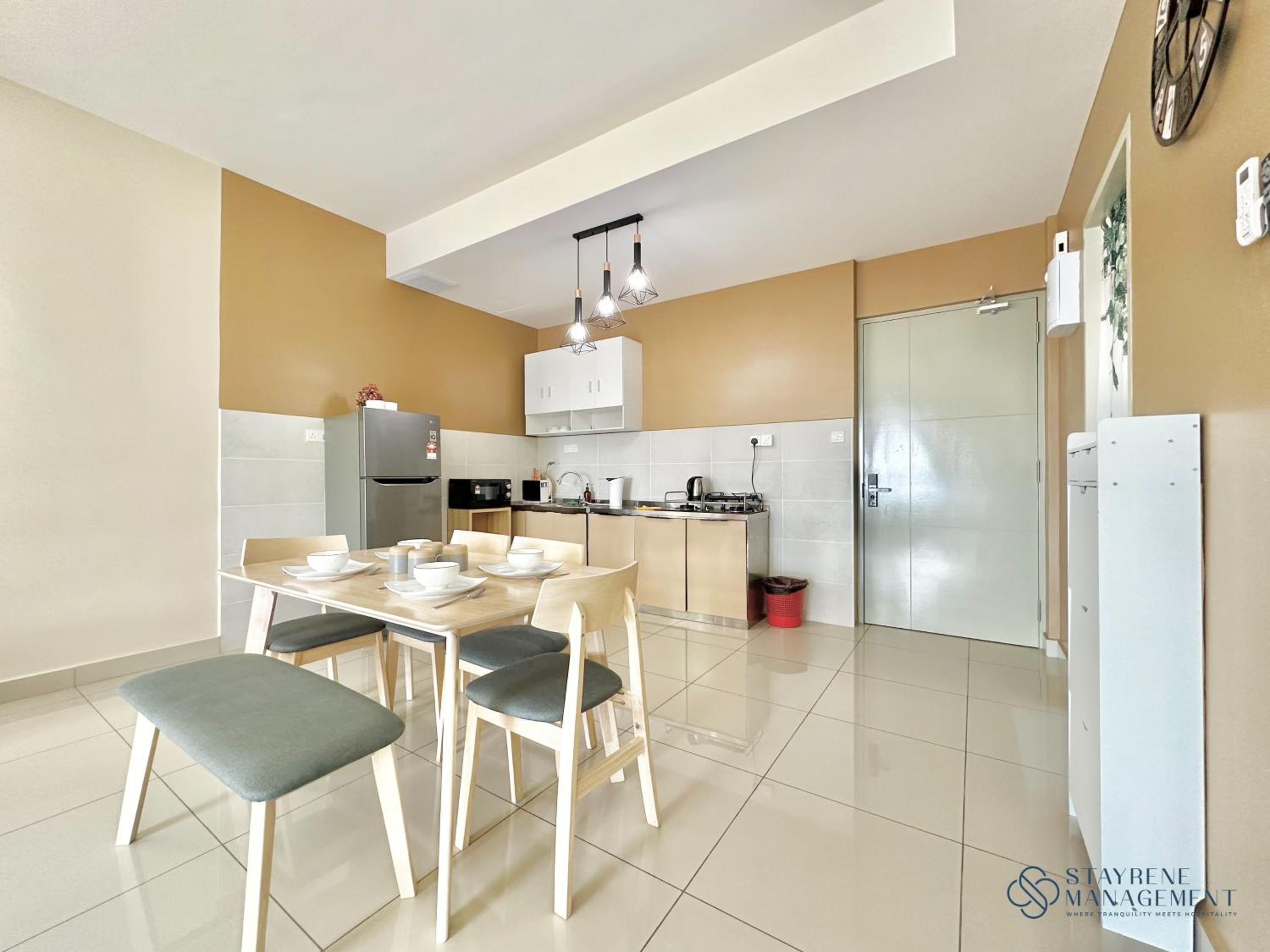 One-Bedroom Apartment with Sea View