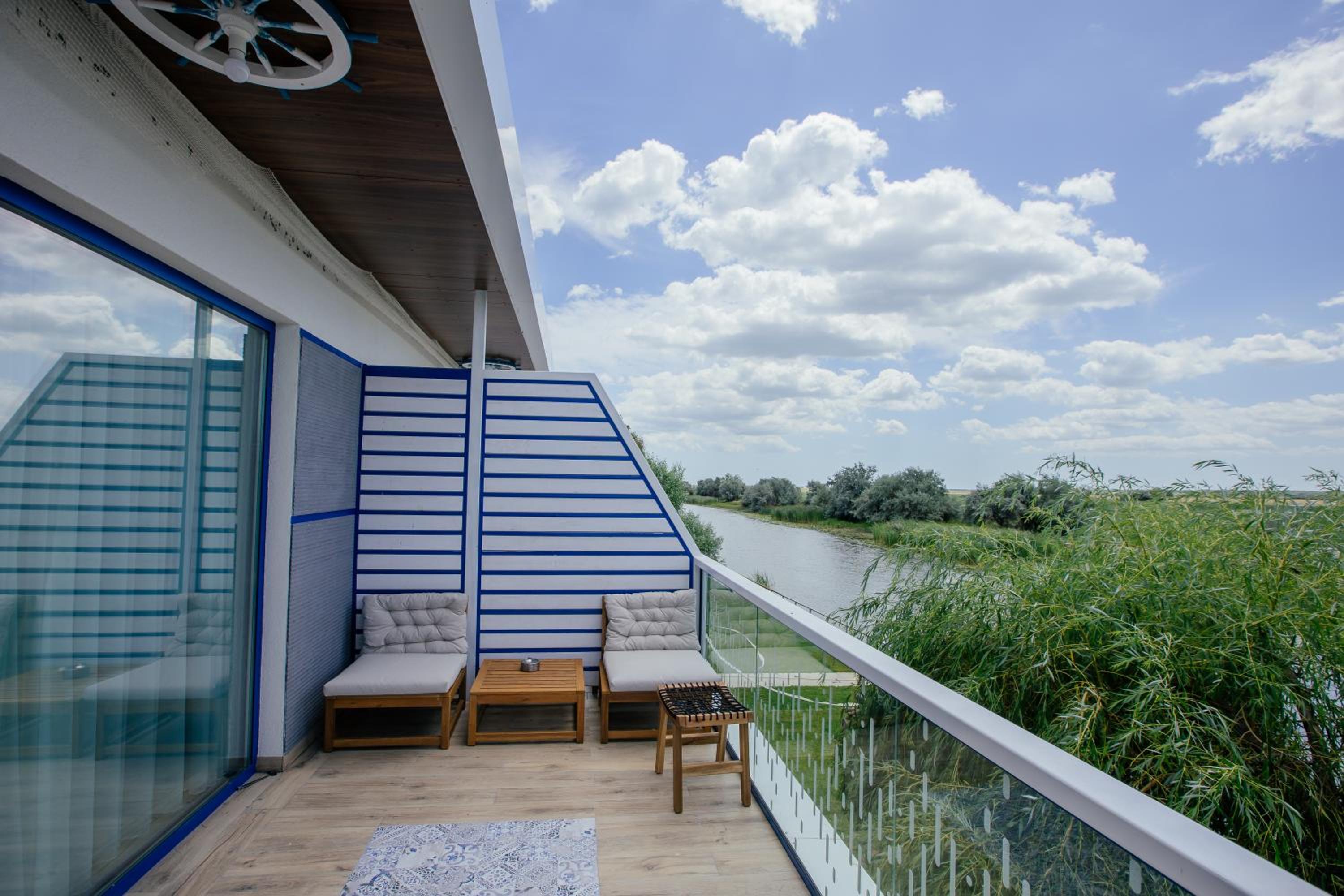 Deluxe Villa photo 2