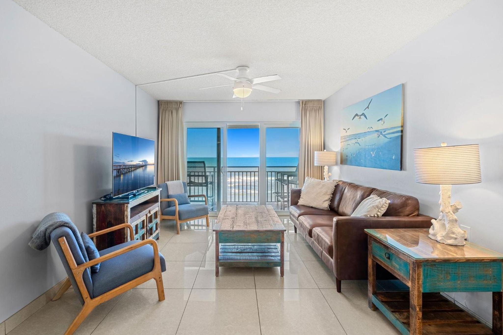 Penthouse Two-Bedroom Apartment - Oceanfront - Unit #445 photo 1