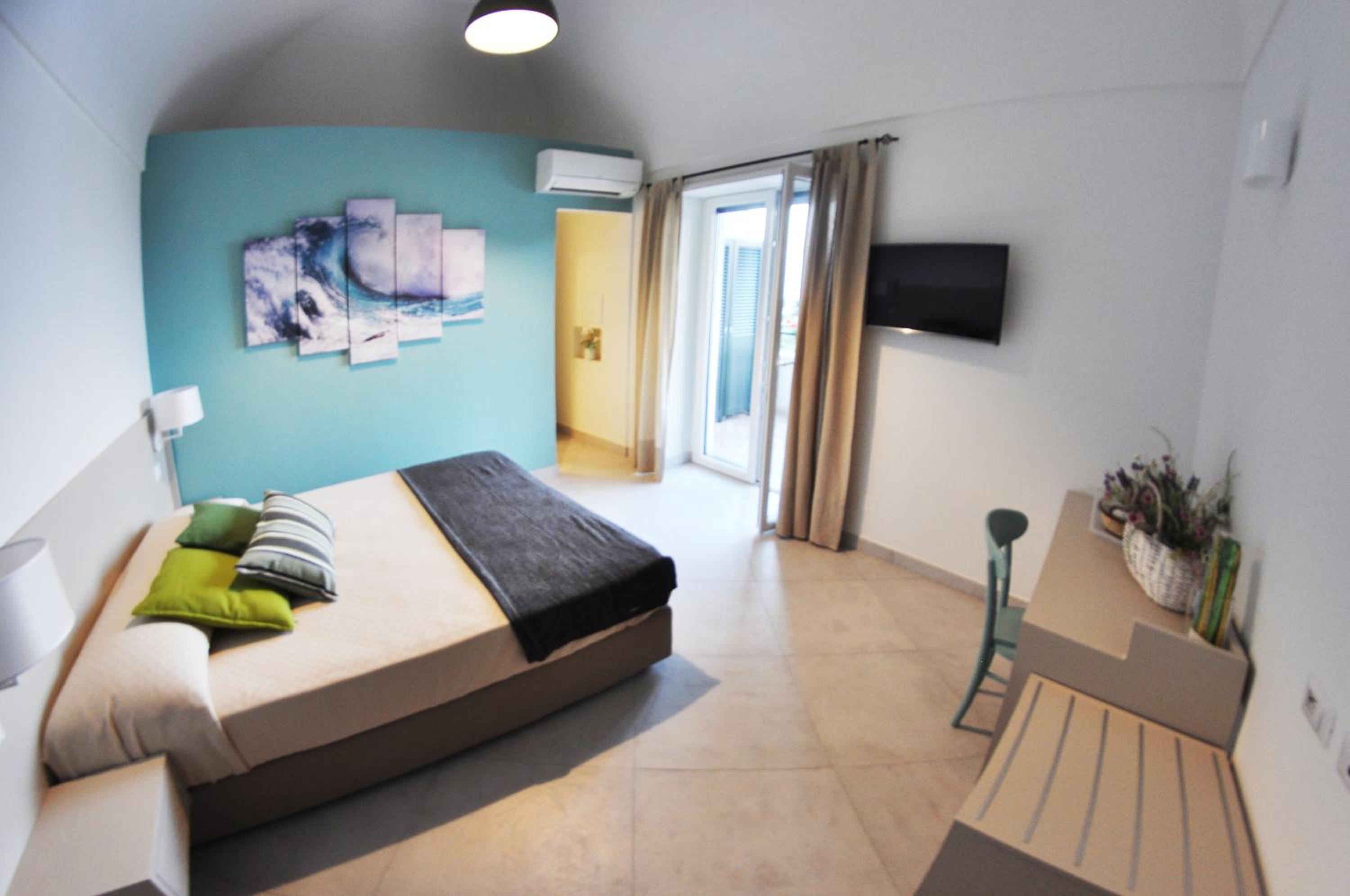Superior Double or Twin Room with Sea View photo 3