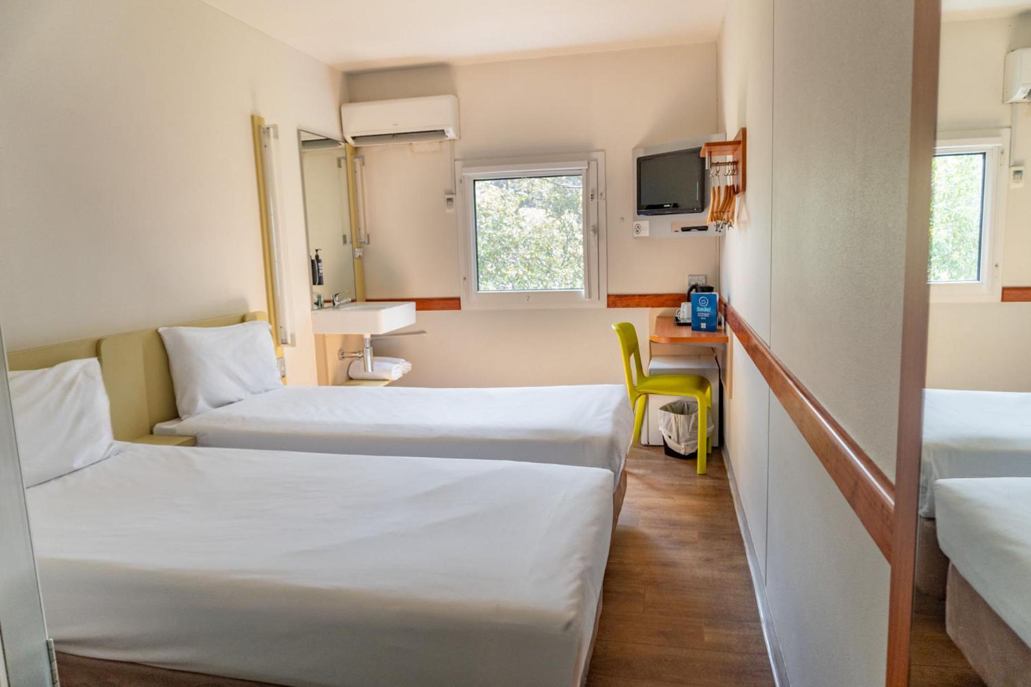 Standard Room - Non-Smoking