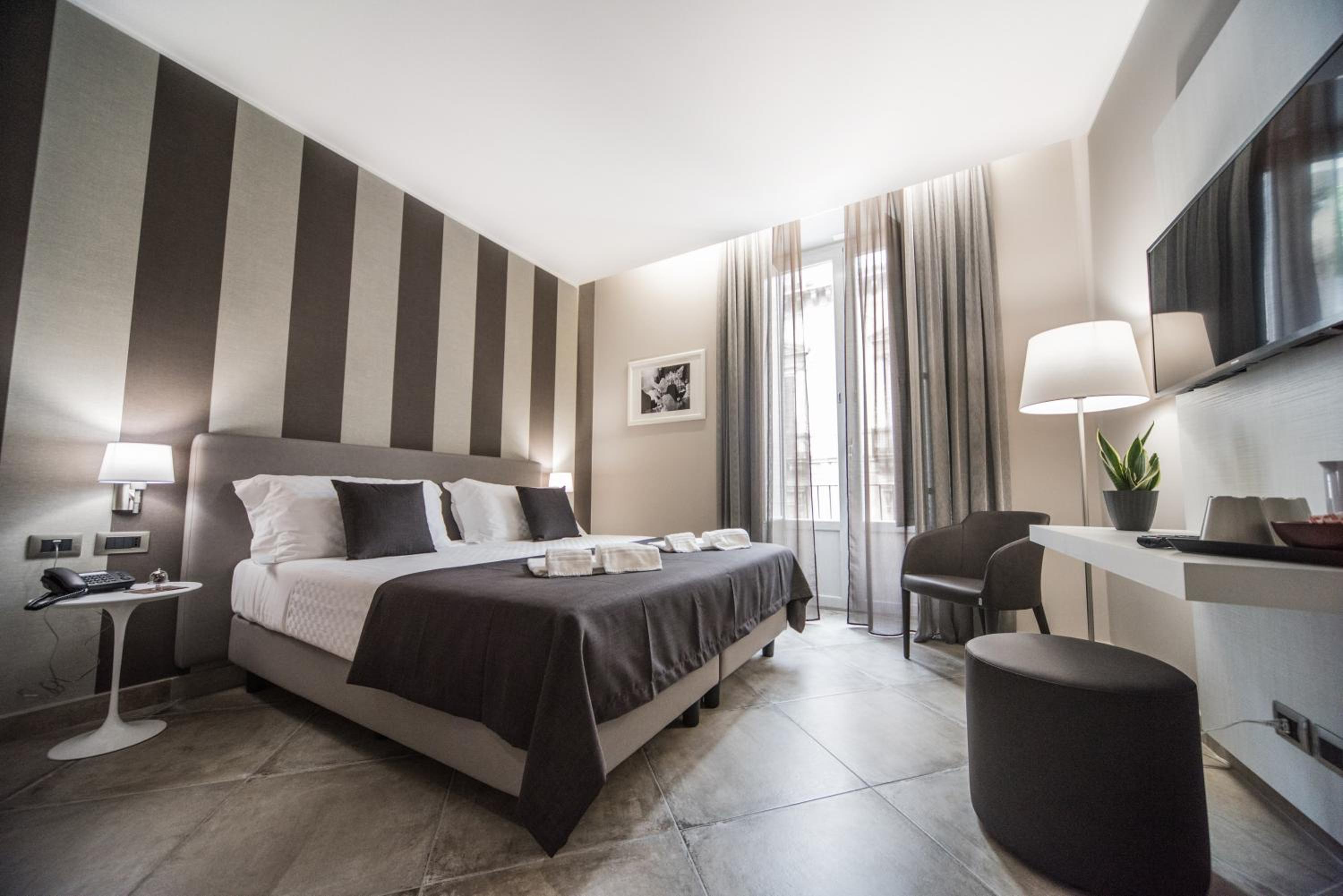 Deluxe Double or Twin Room - Photo 1
