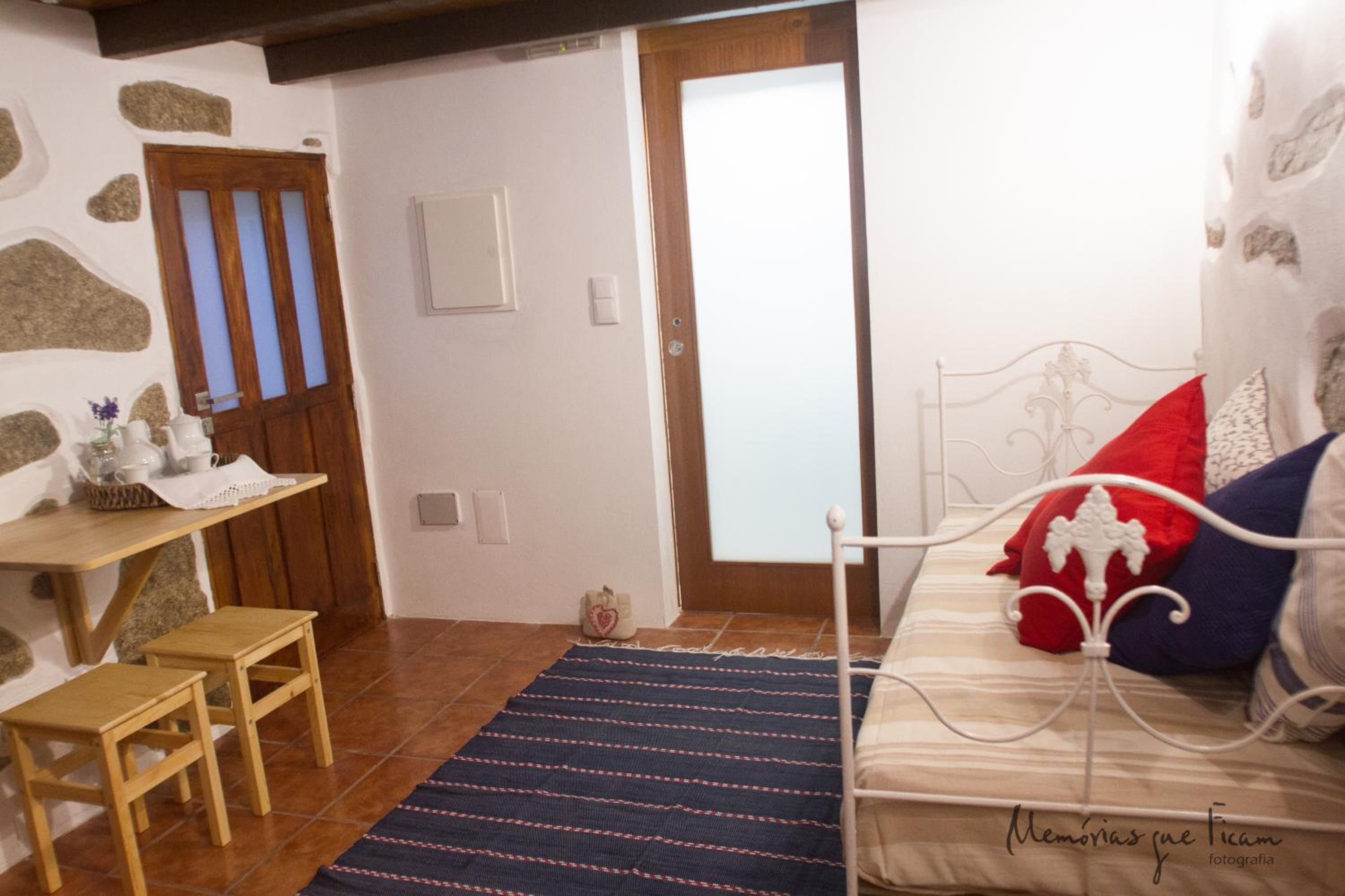 One-Bedroom House - Photo 13