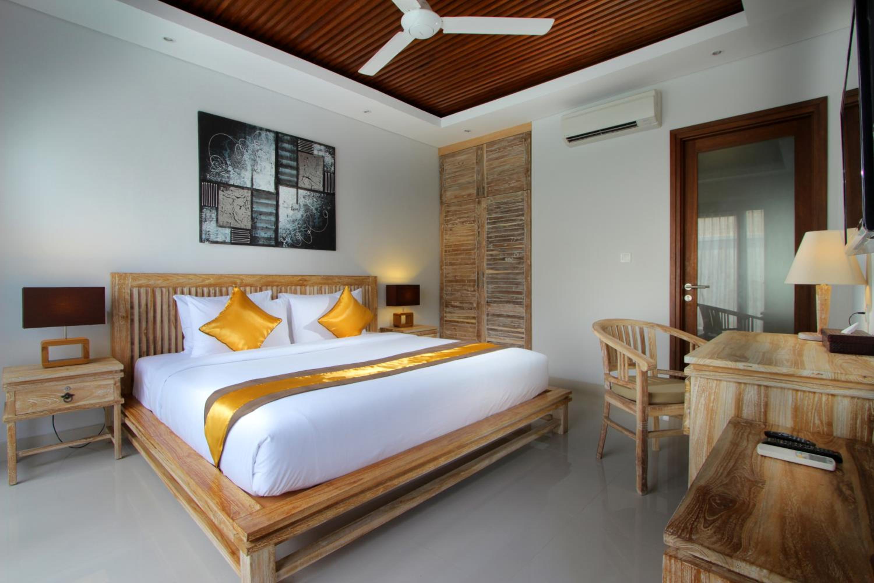 Two-Bedroom Villa - Photo 8