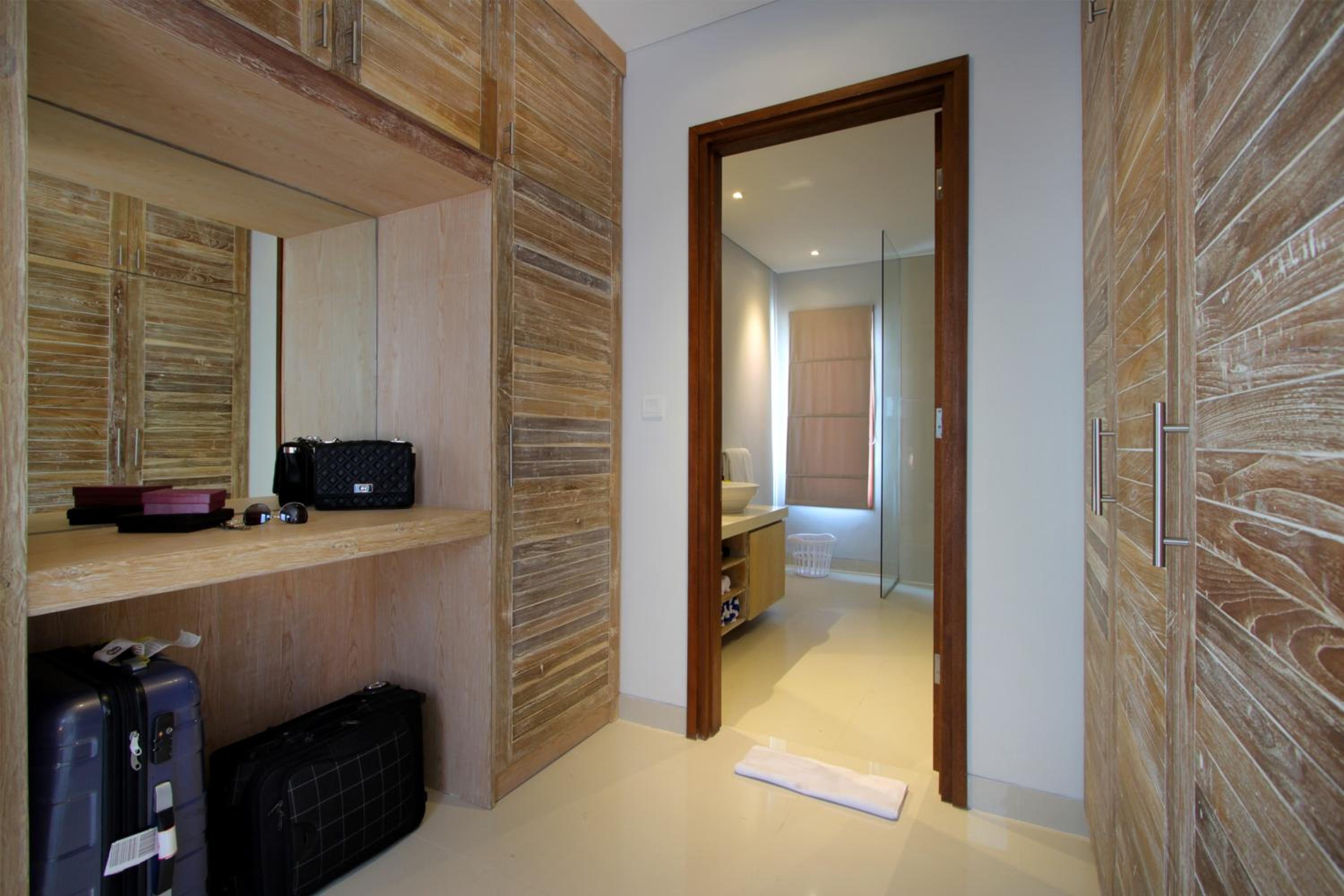Two-Bedroom Villa - Photo 15