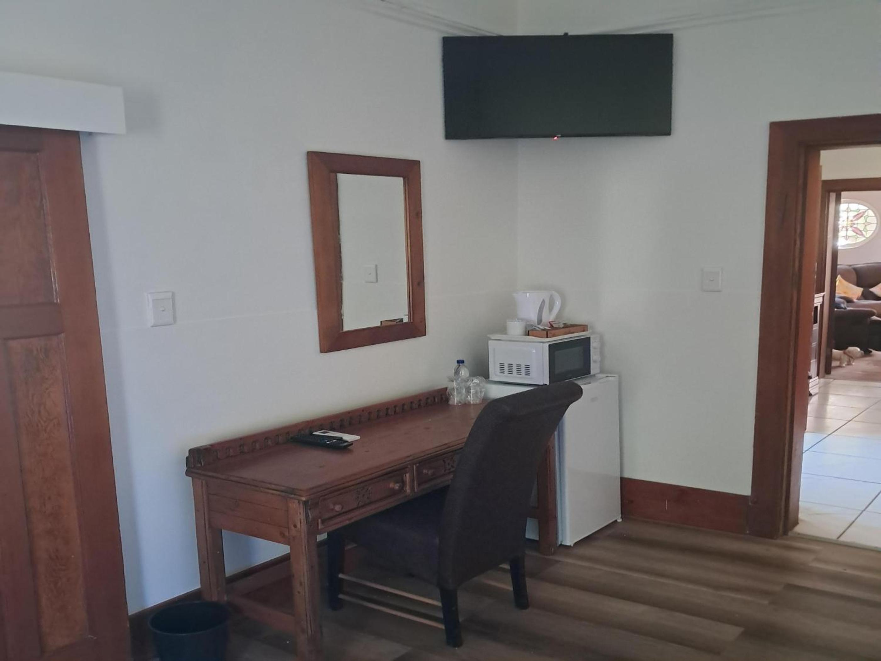 Queen Suite