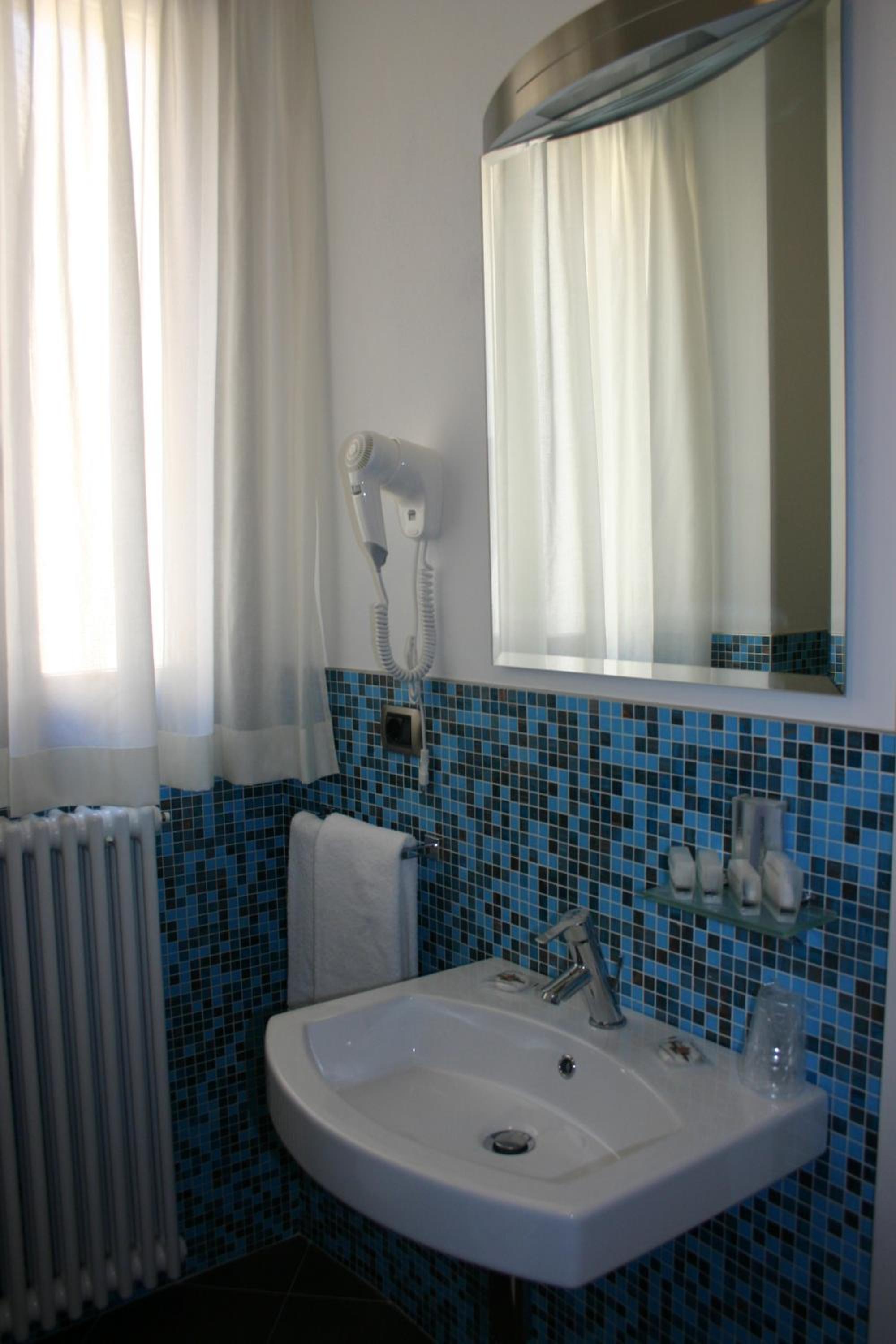 Deluxe Single Room photo 2