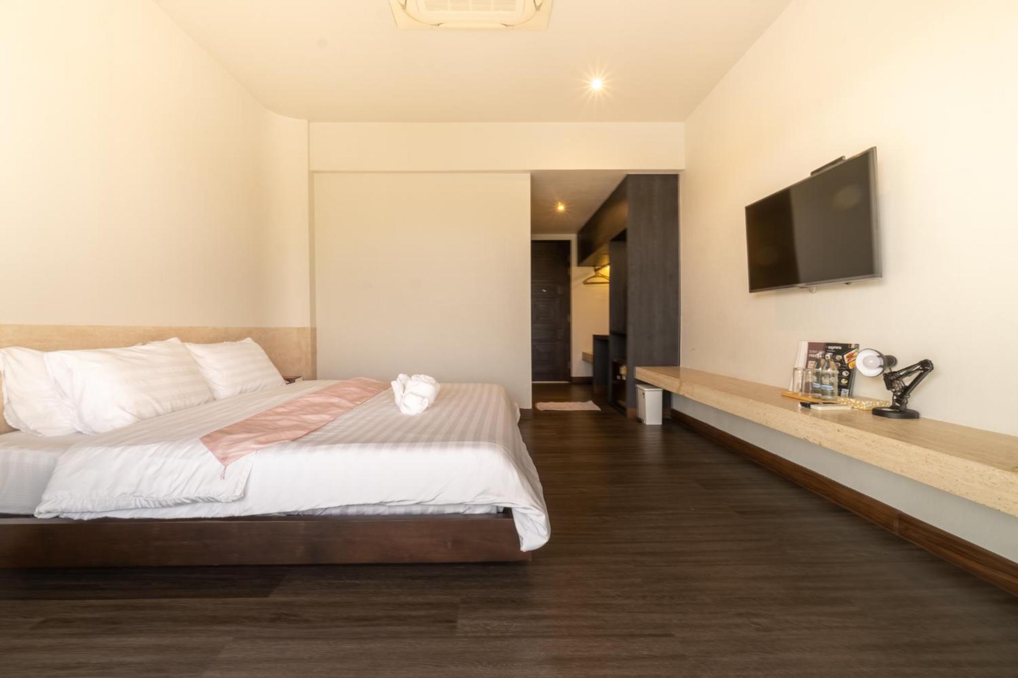Superior King Room