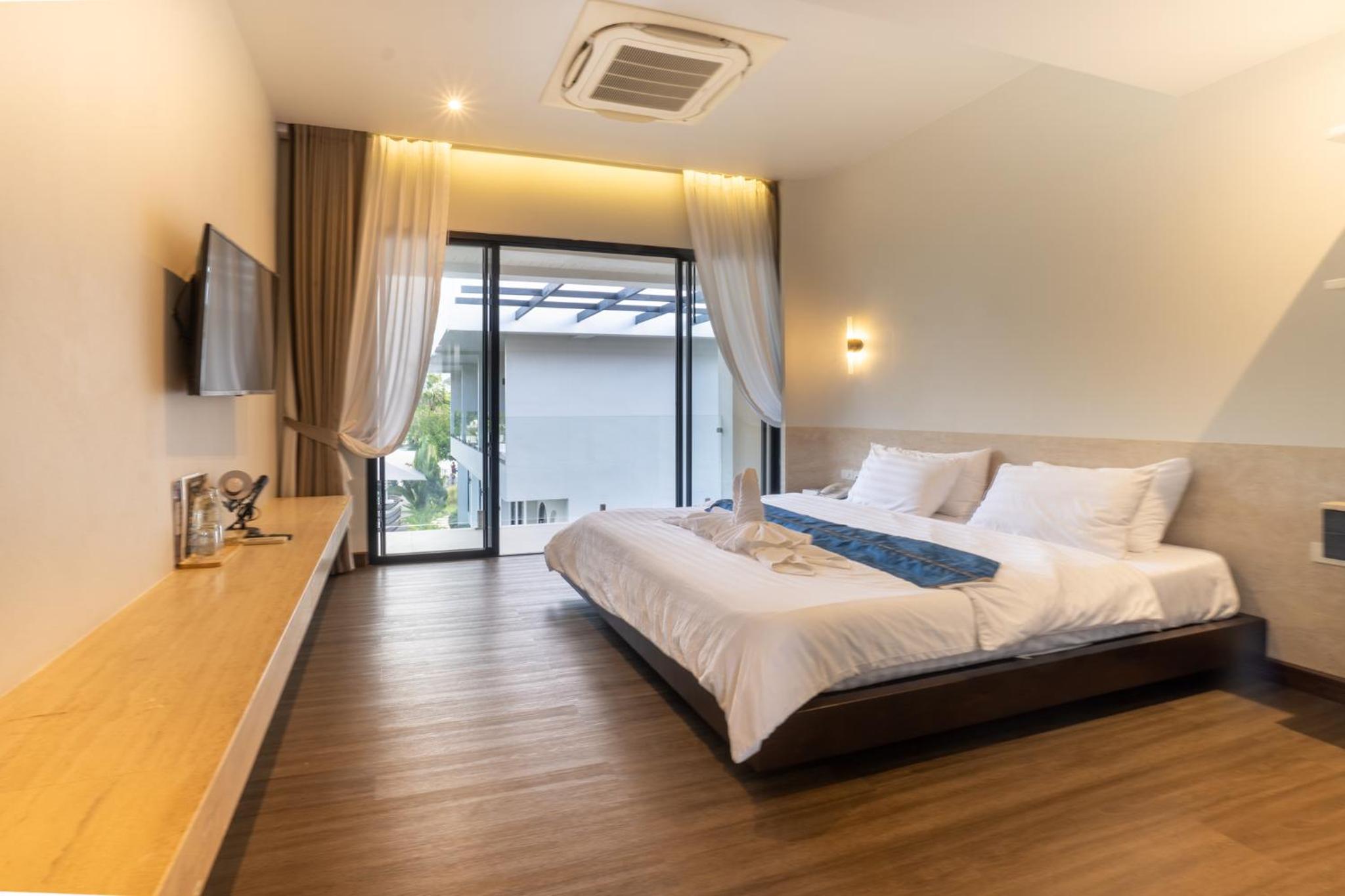 Superior King Room photo 3