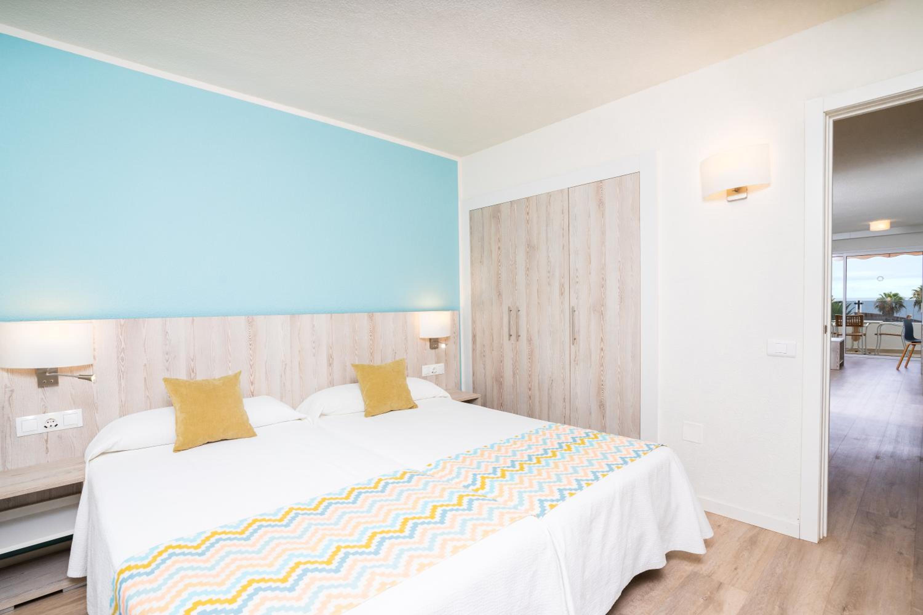 Apartment with Sea View