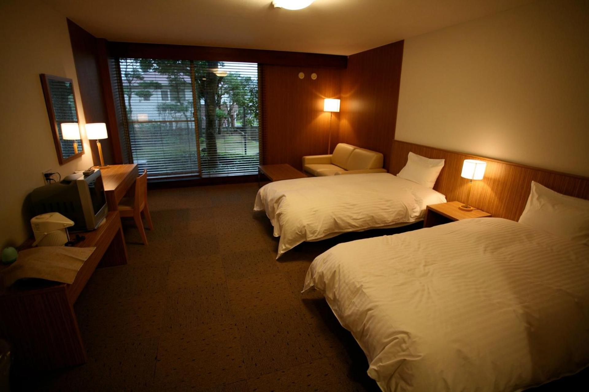 Room Selected at Check-In with Bathroom photo 2