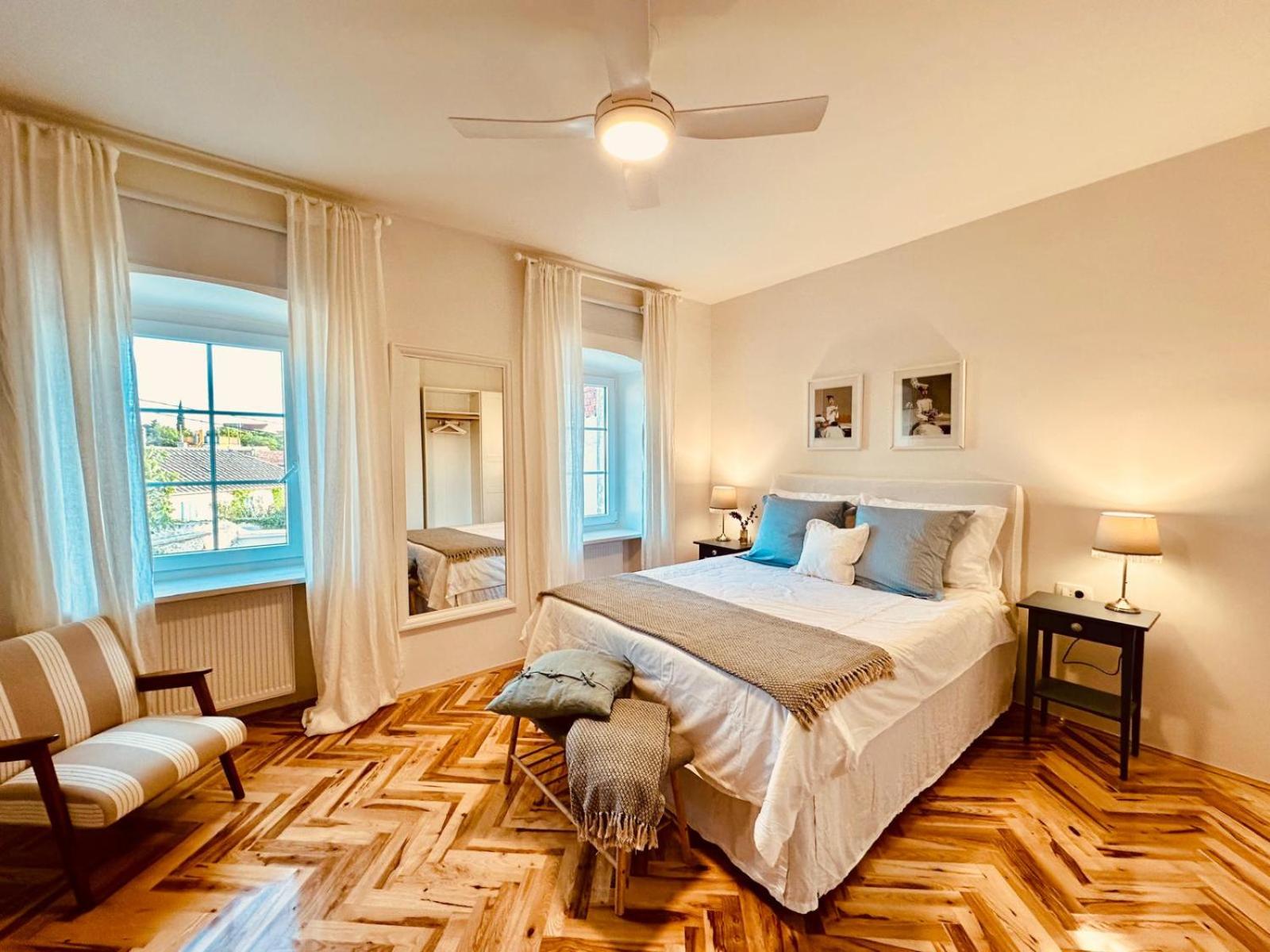 Deluxe Double Room with Sea View