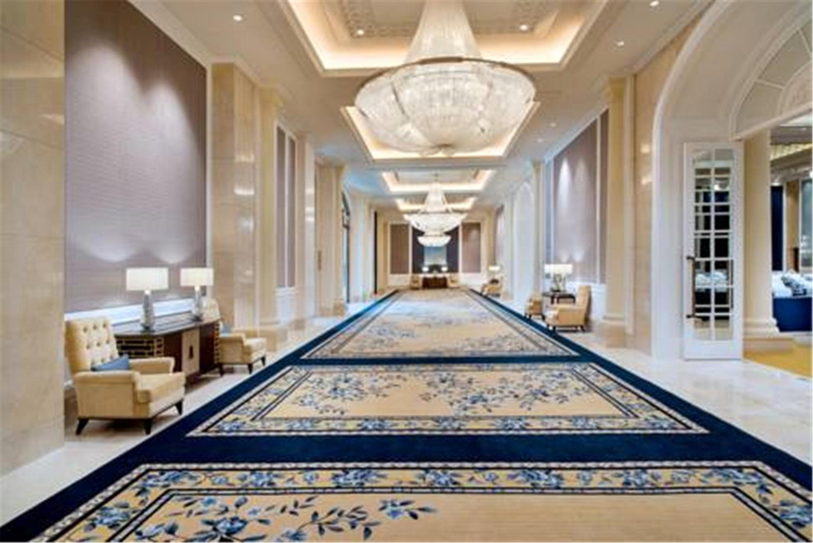 Luxury King Room photo 1