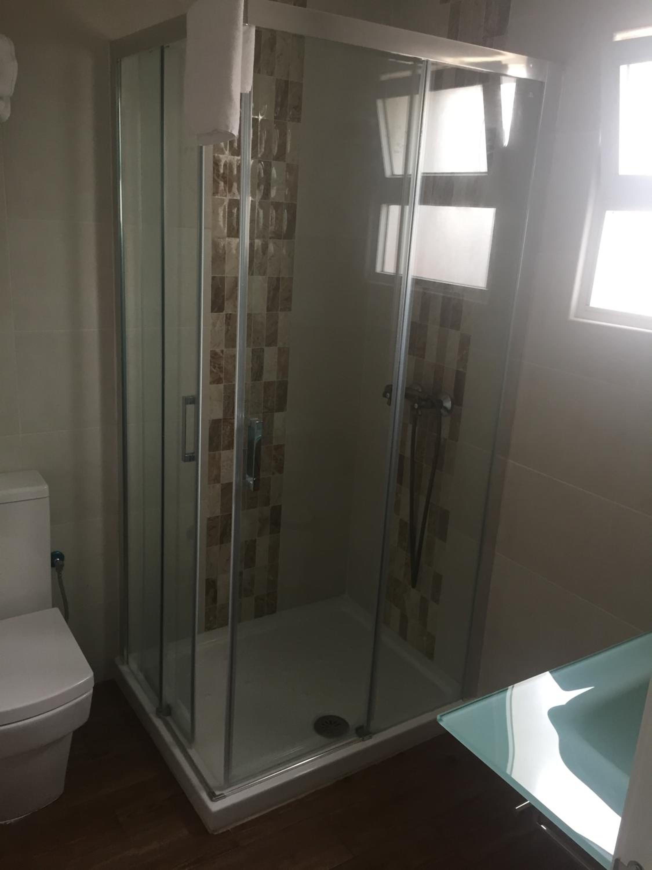 Suite - Photo 4