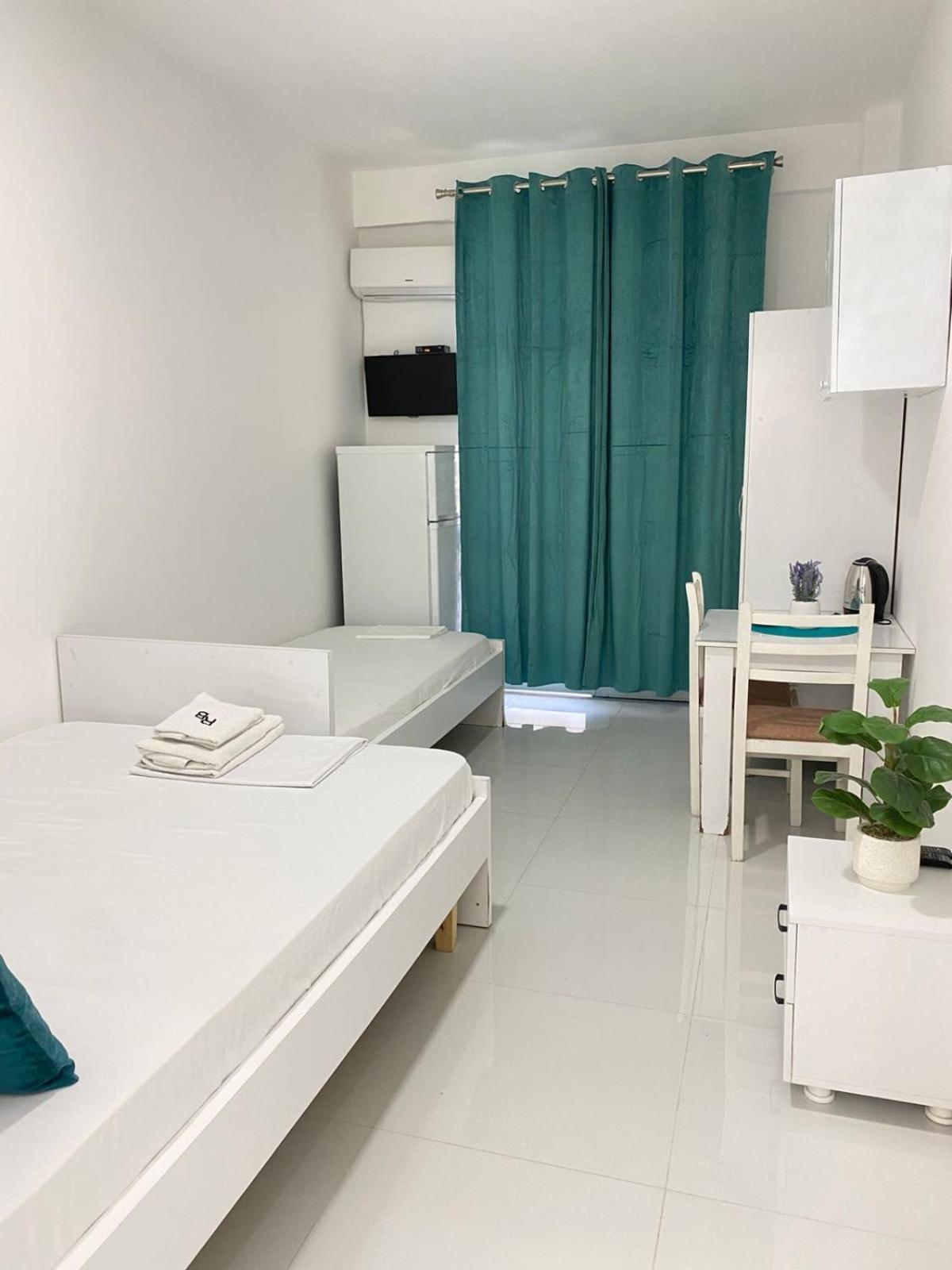 Double Room with Extra Bed photo 1