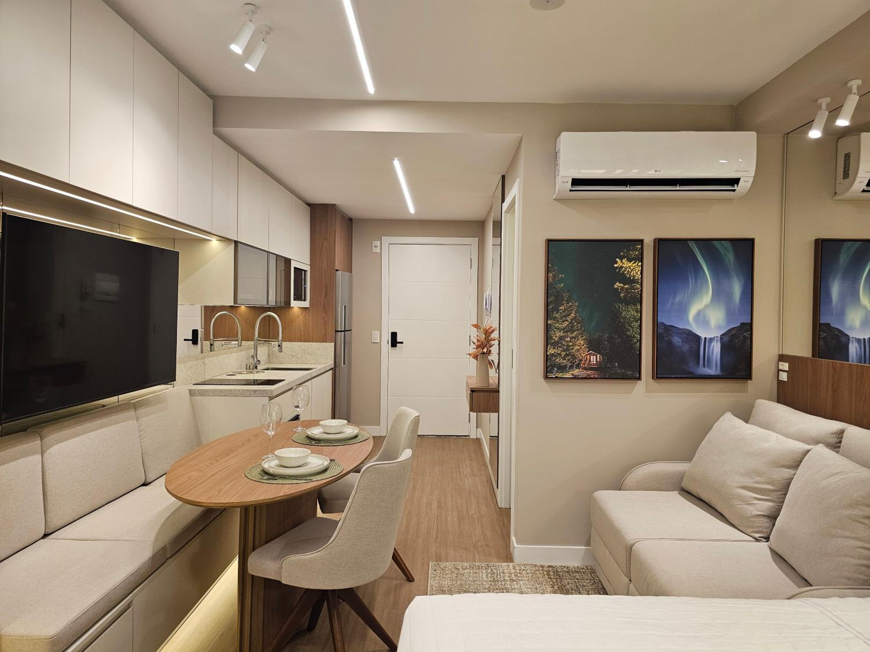 Deluxe Apartment