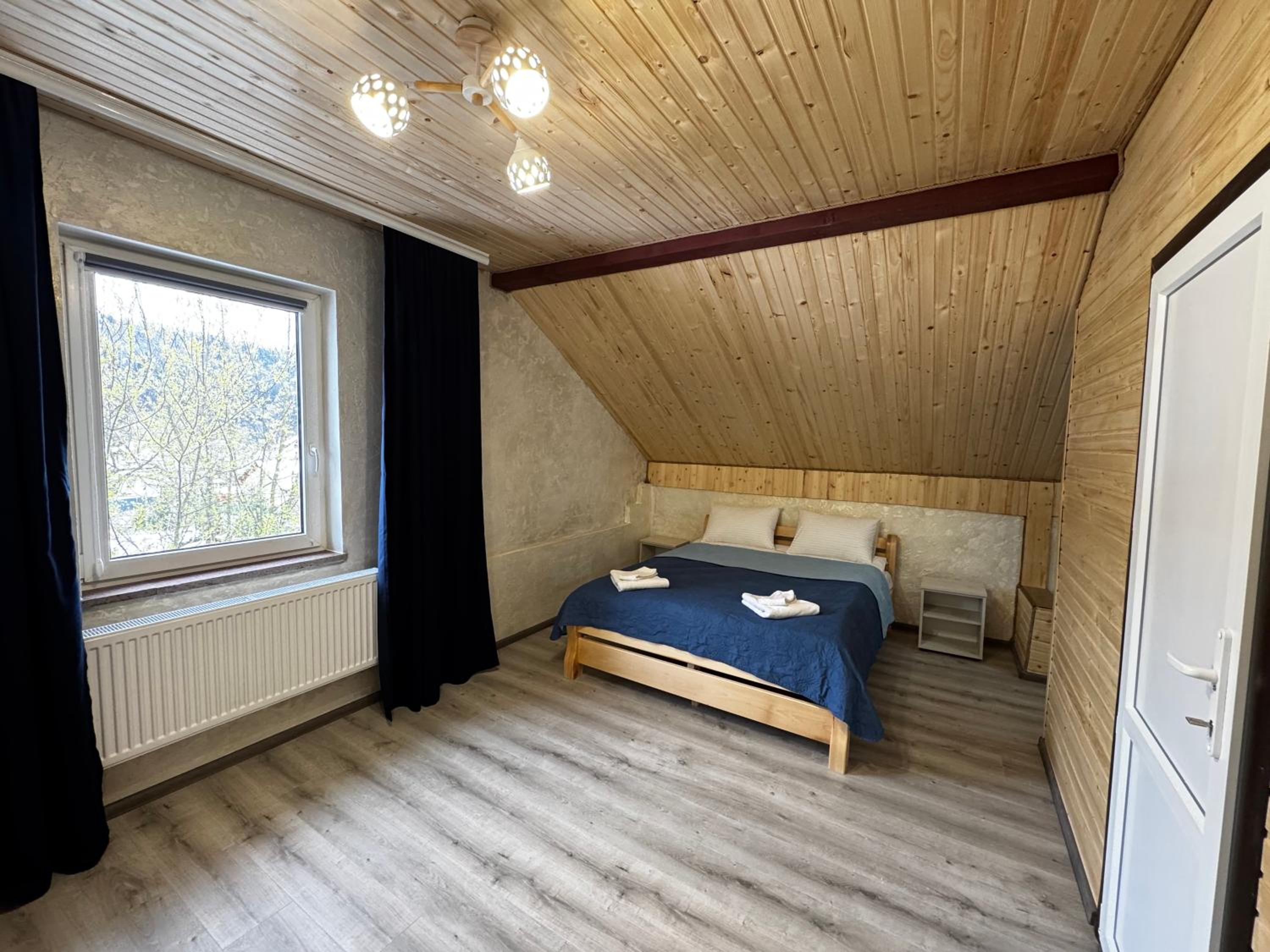 Suite with Mountain View photo 3