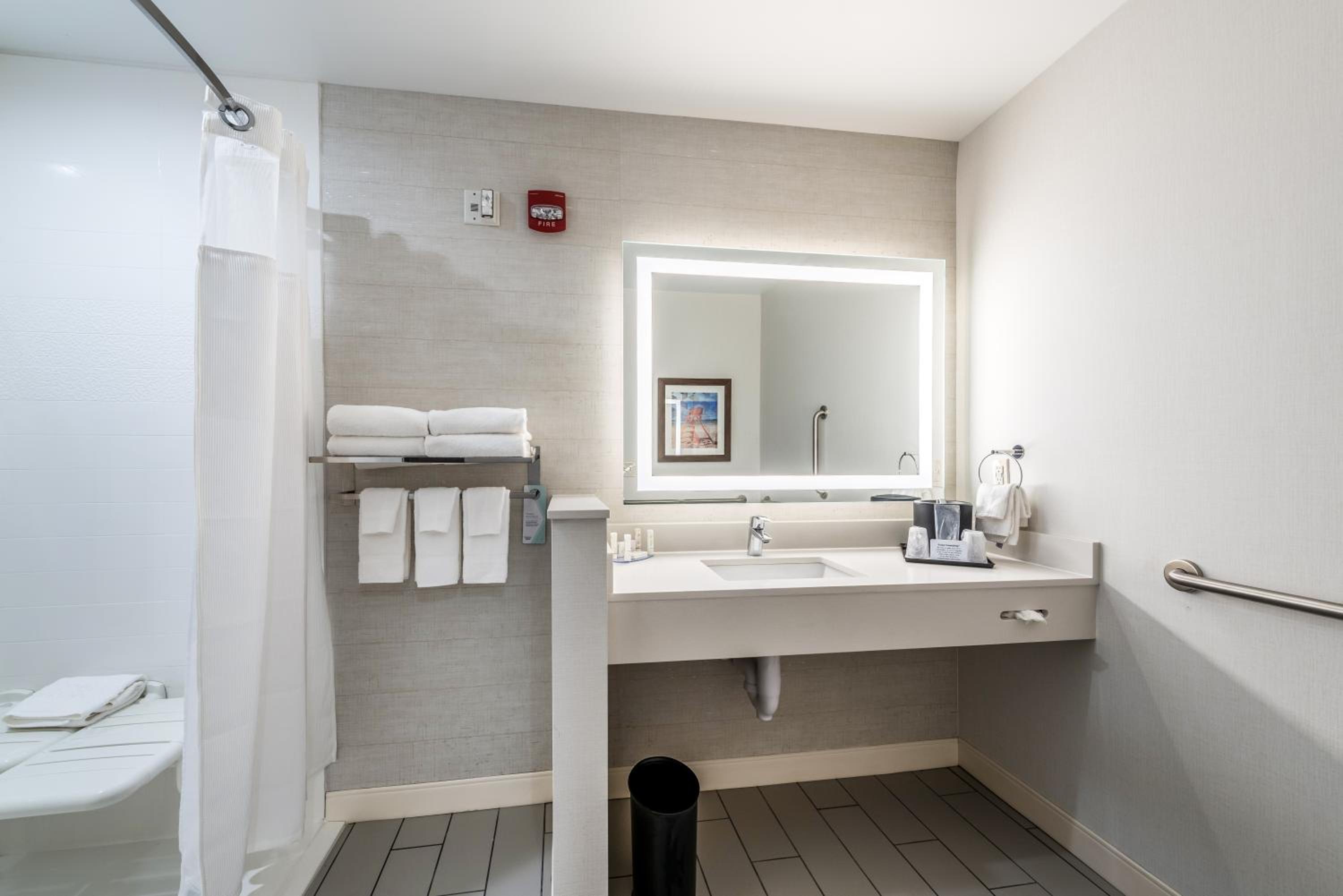 King Room - Hearing Accessible