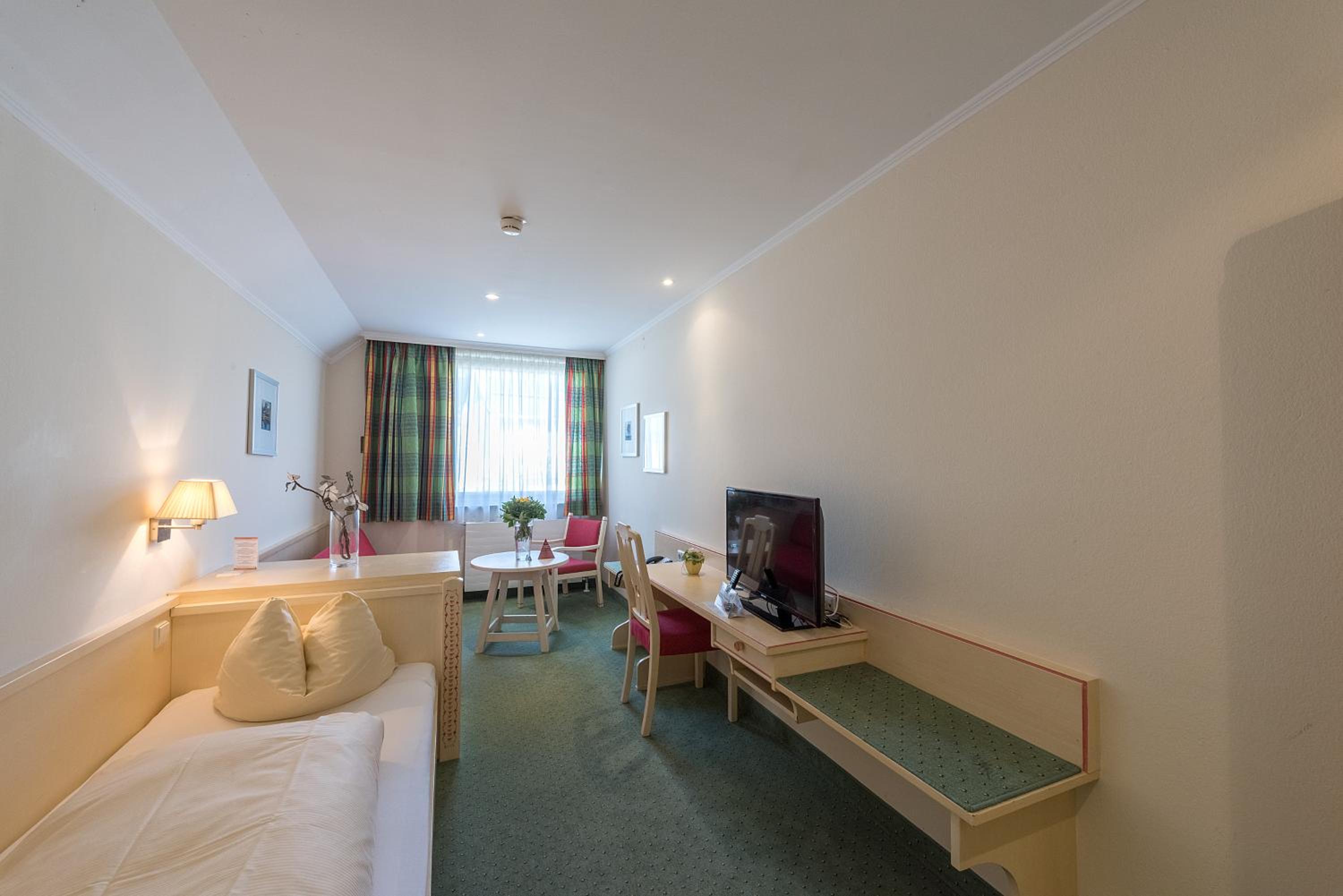 Comfort Single Room