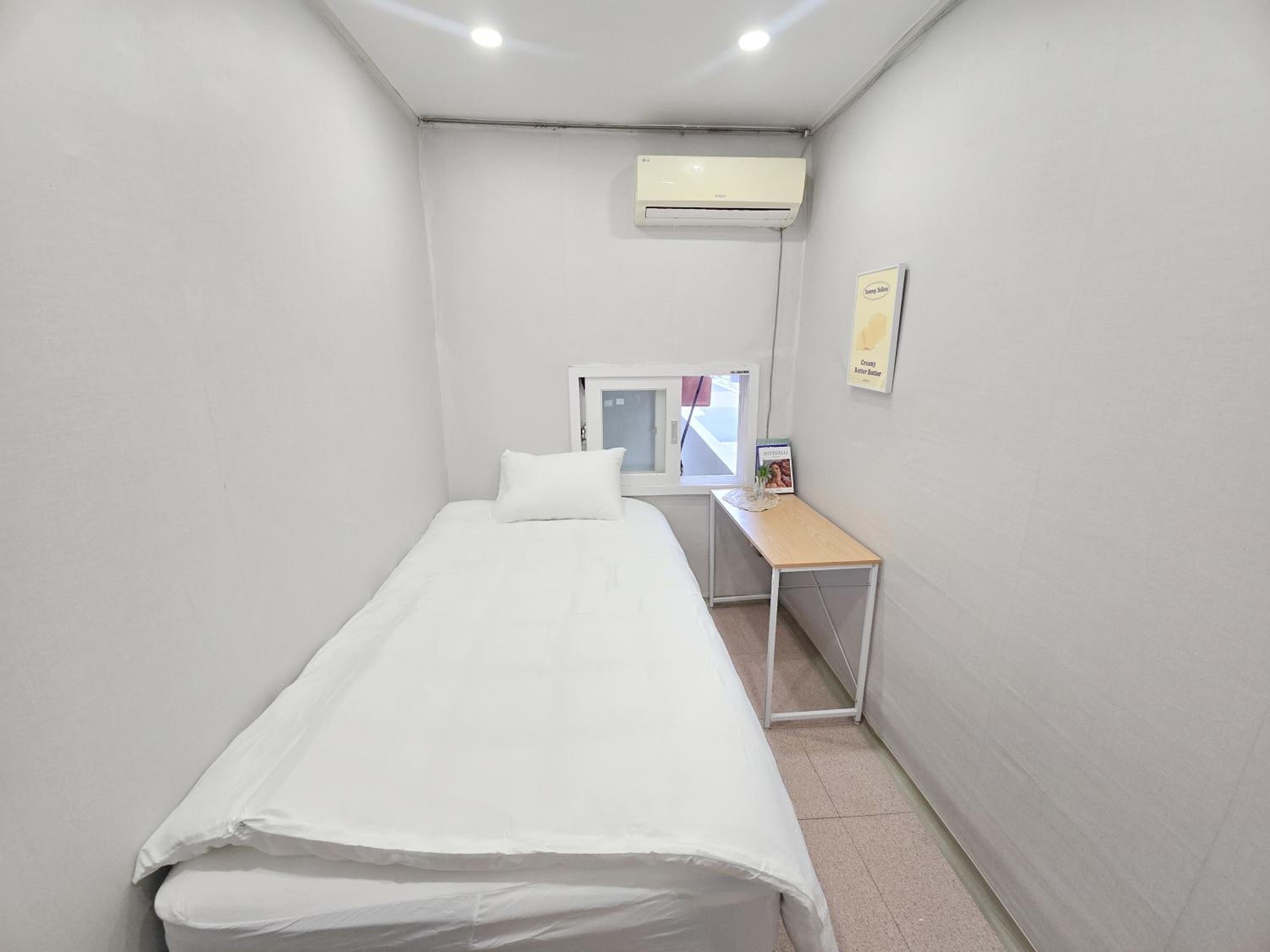 Single Room with Private Bathroom