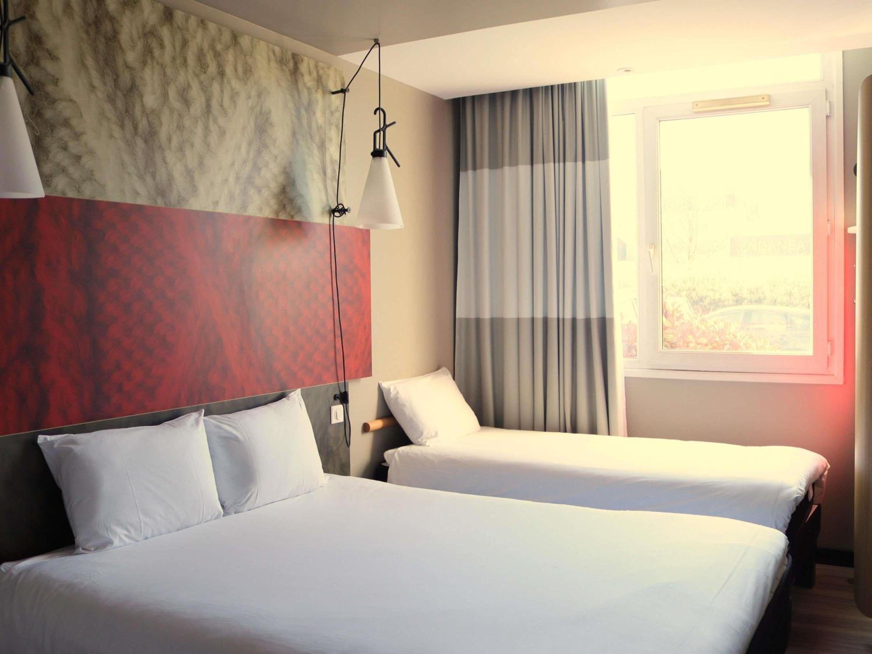 Standard Triple Room with Double Bed and Single Bed - Photo 1