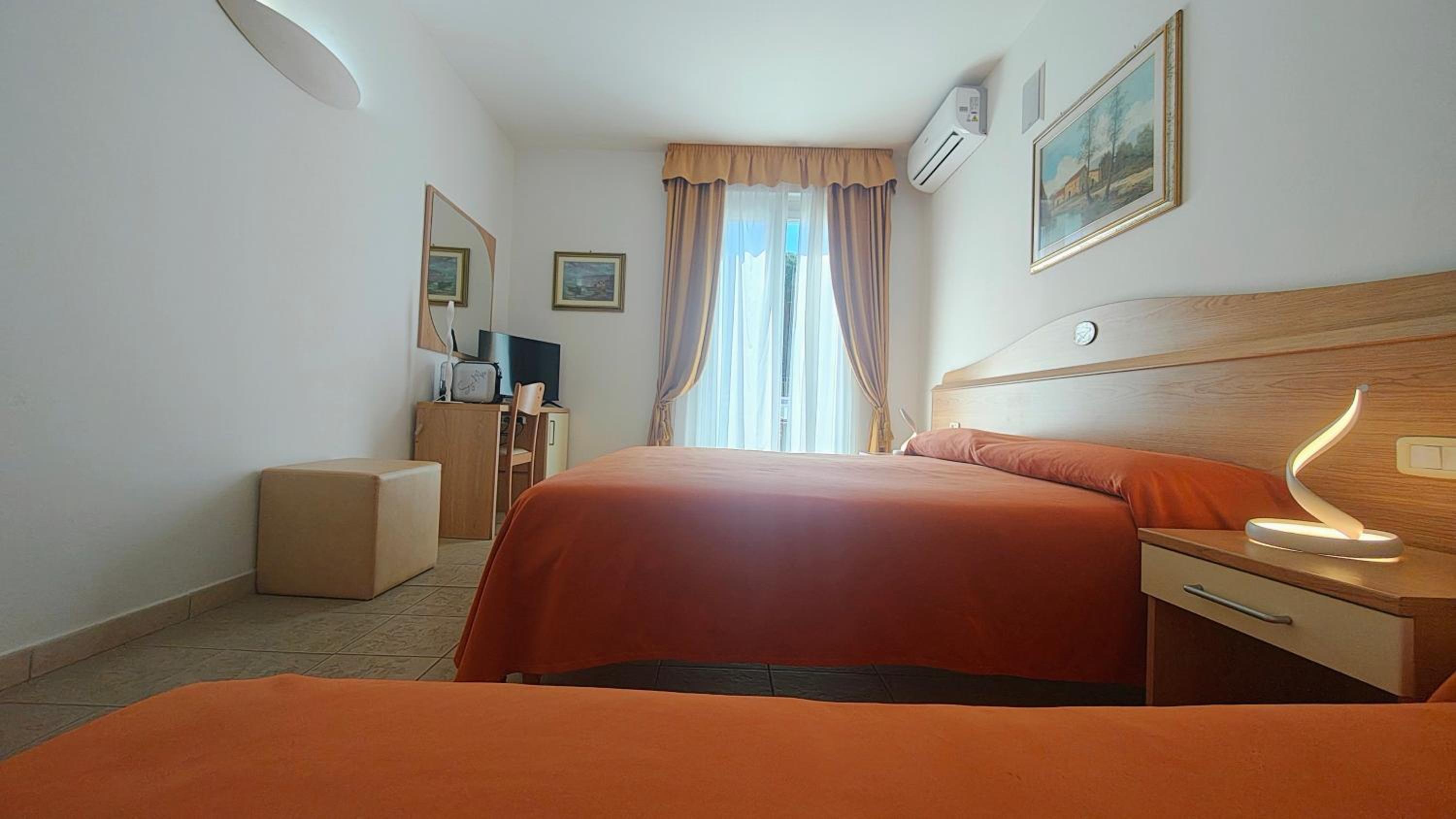 Triple Room with Balcony photo 2