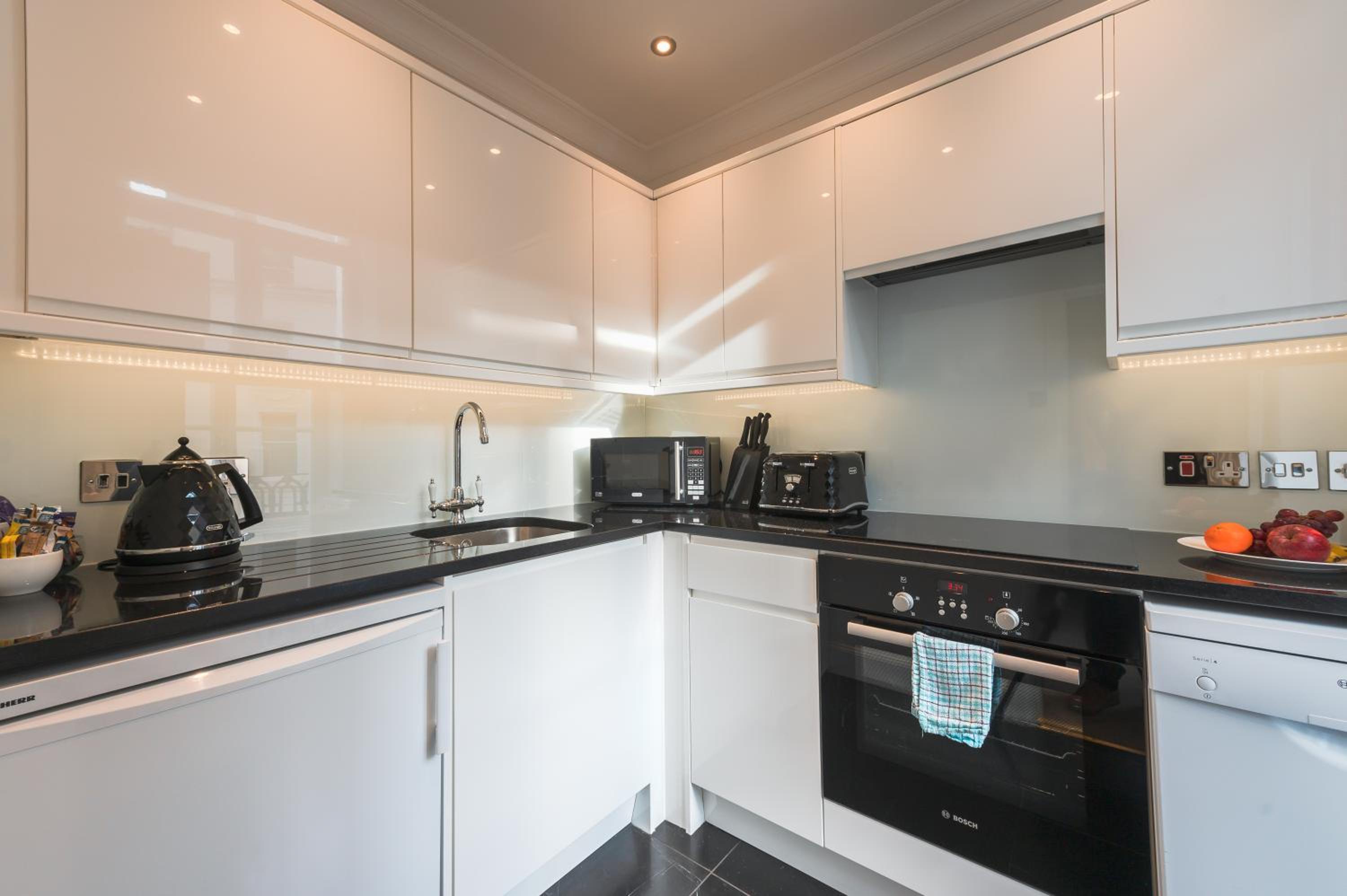 Superior One-Bedroom Residence  - Annexe Building photo 3