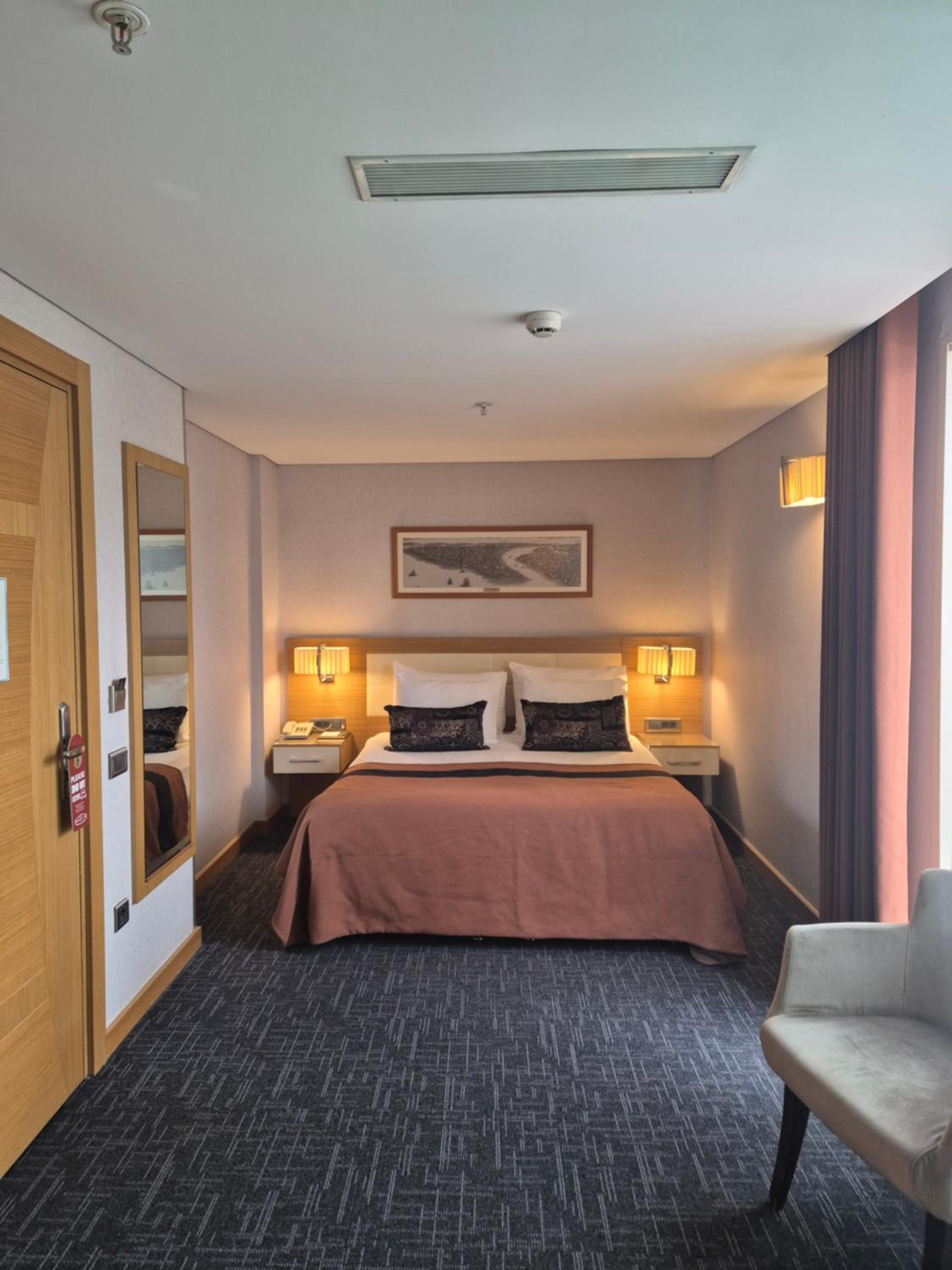 Deluxe Double Room with Balcony photo 1