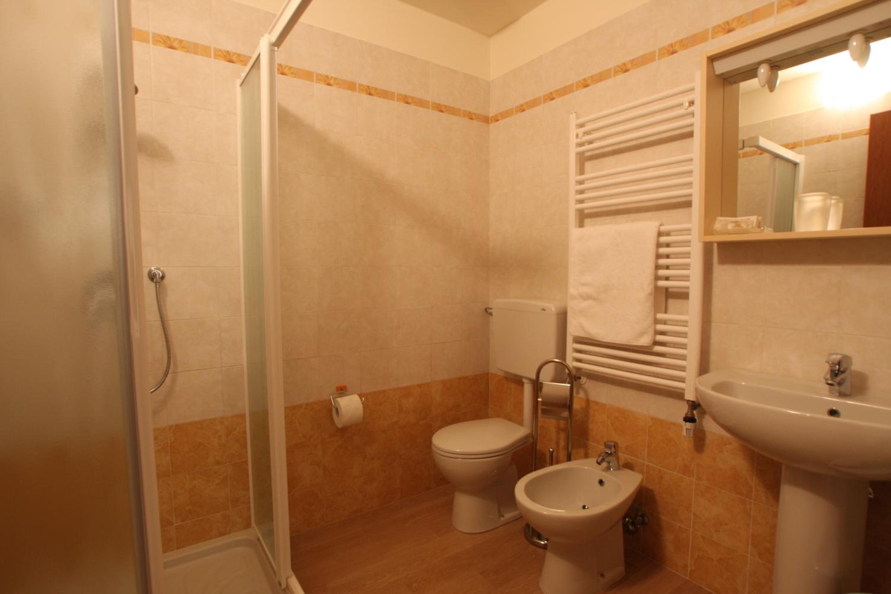 Triple Room - Photo 3
