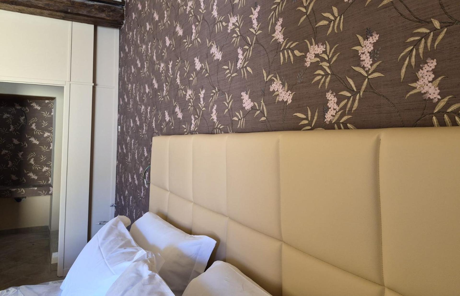 Exclusive Suite photo 1
