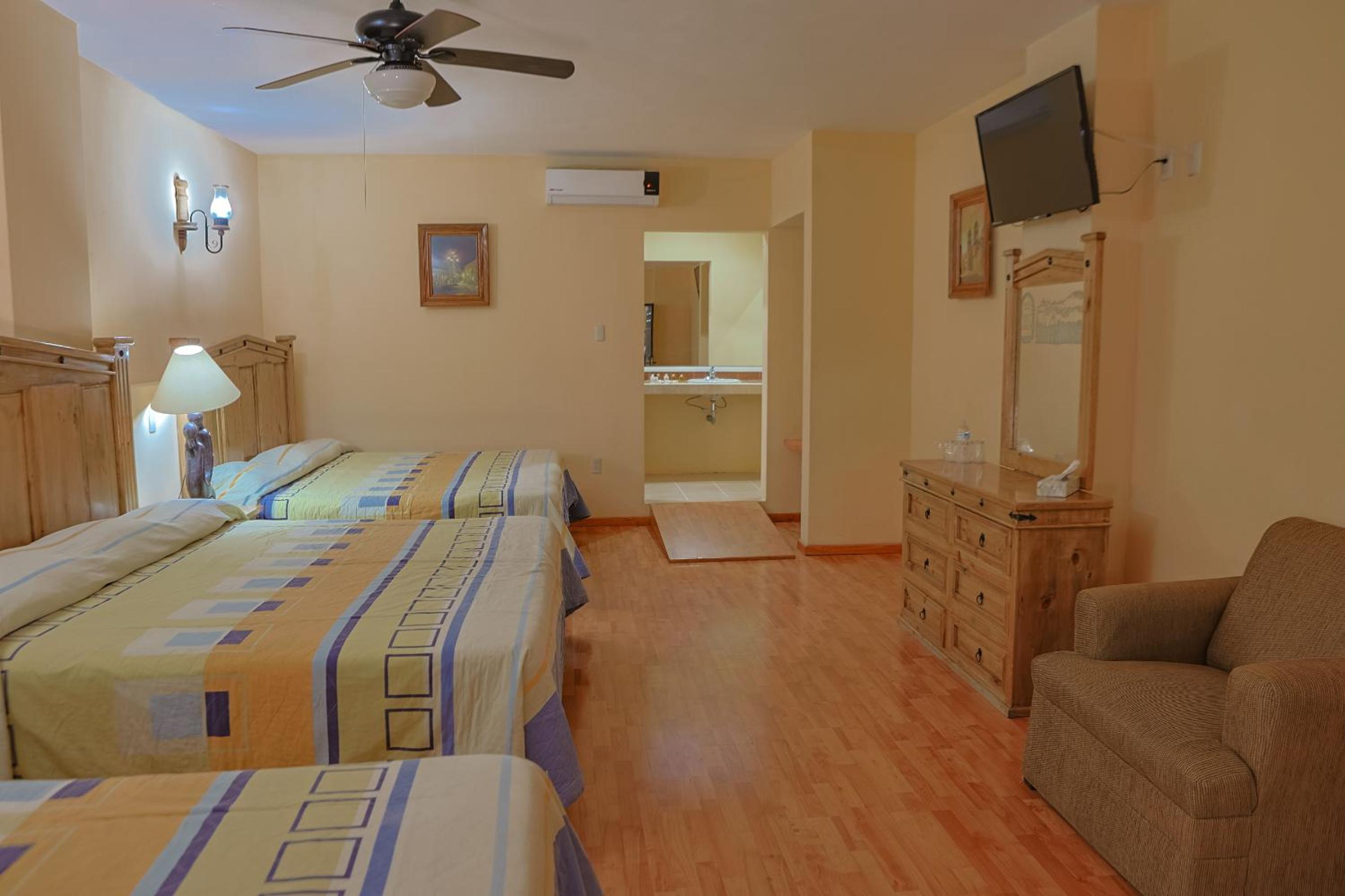 Triple Room
