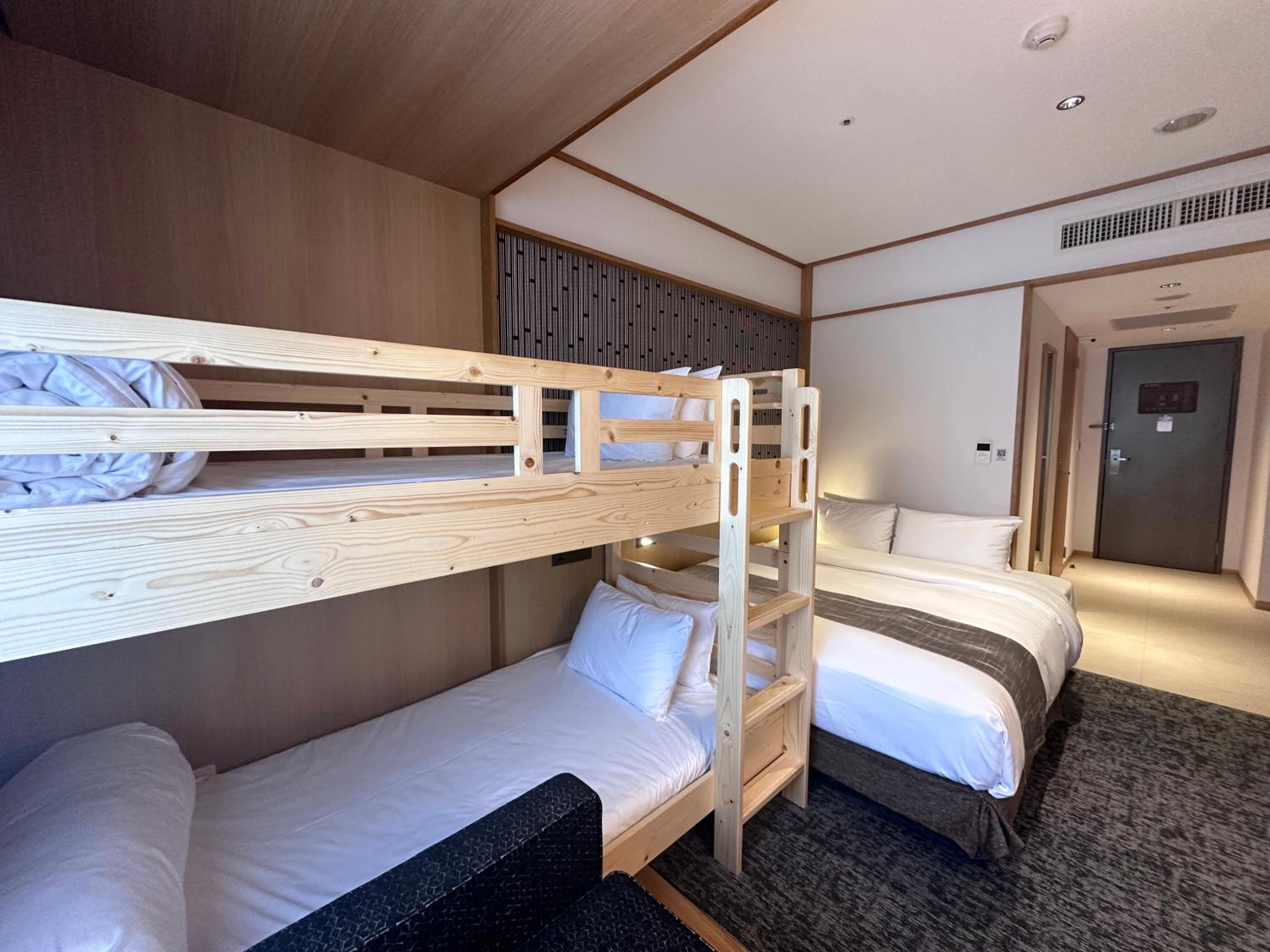 Comfort Quadruple Room