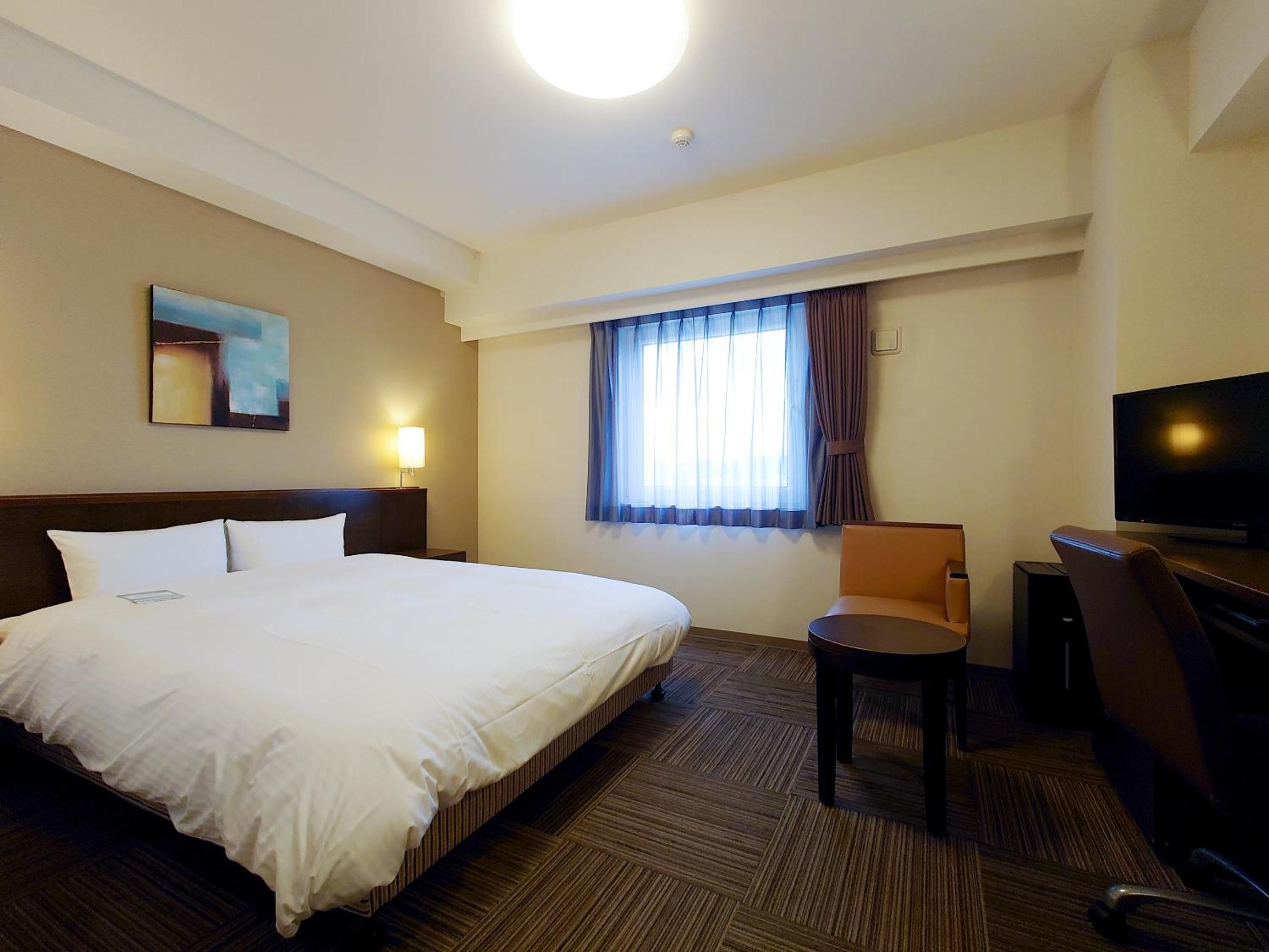 Double Room - Non-Smoking - Photo 5