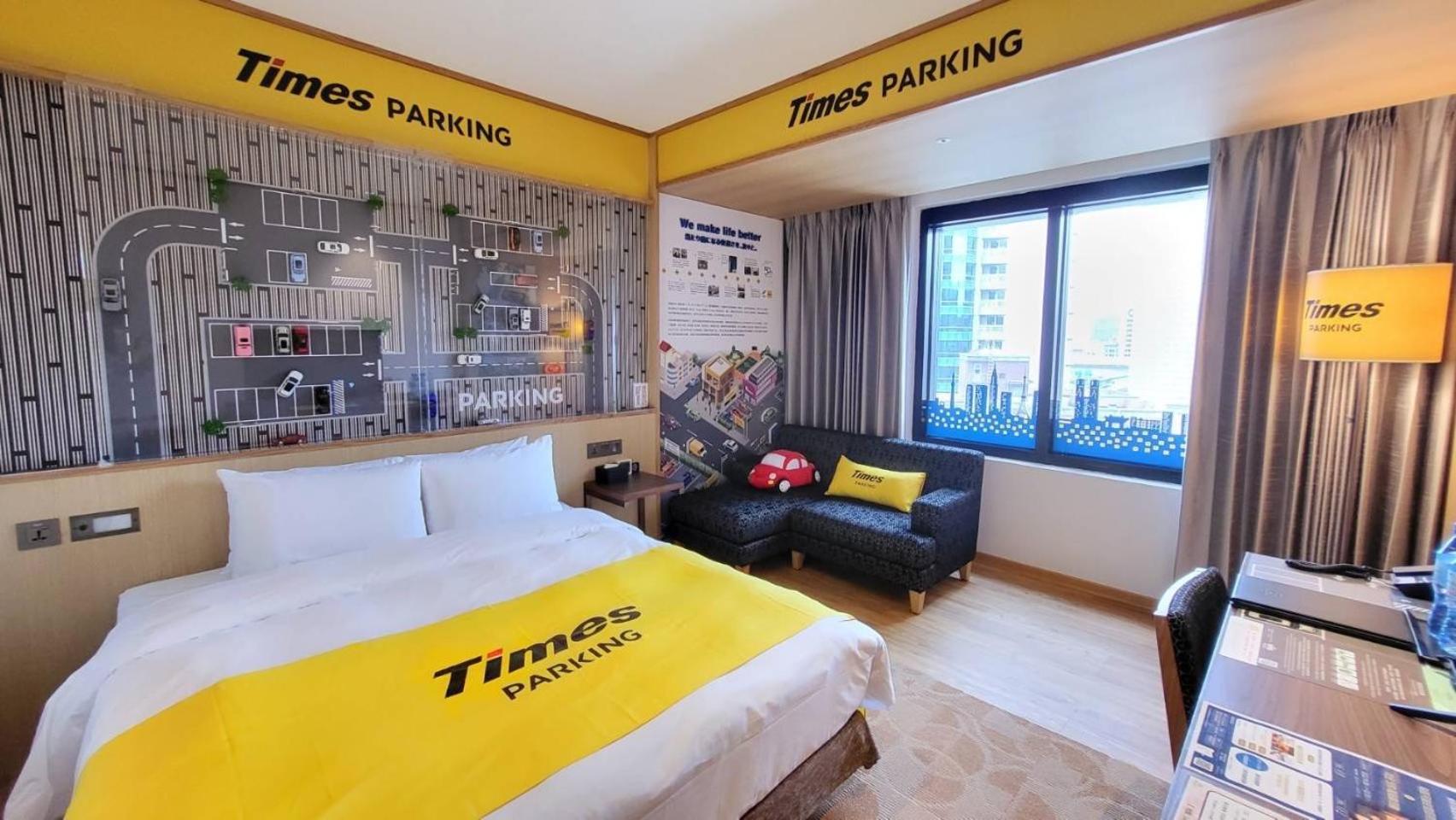 Times PARKING Collaboration double room
