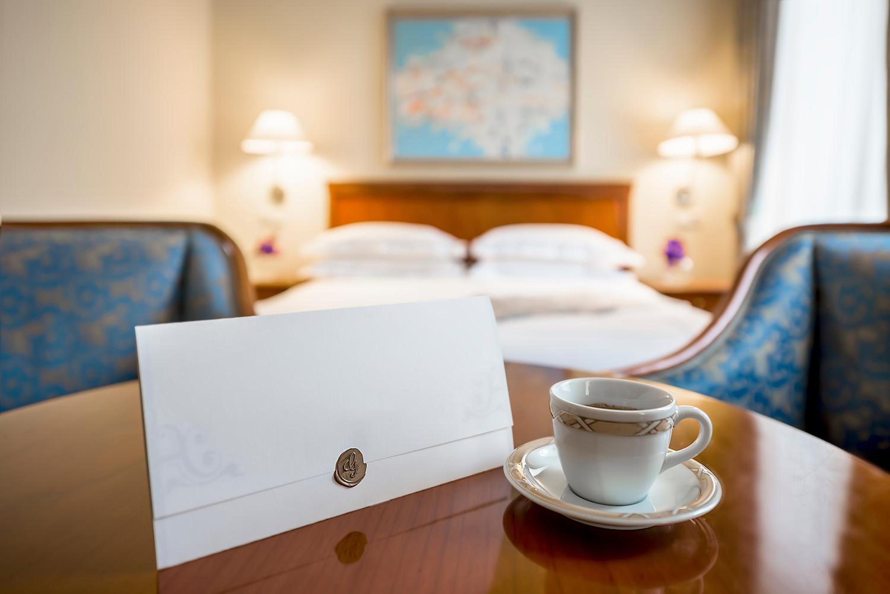 Business Double or Twin Room - Photo 7