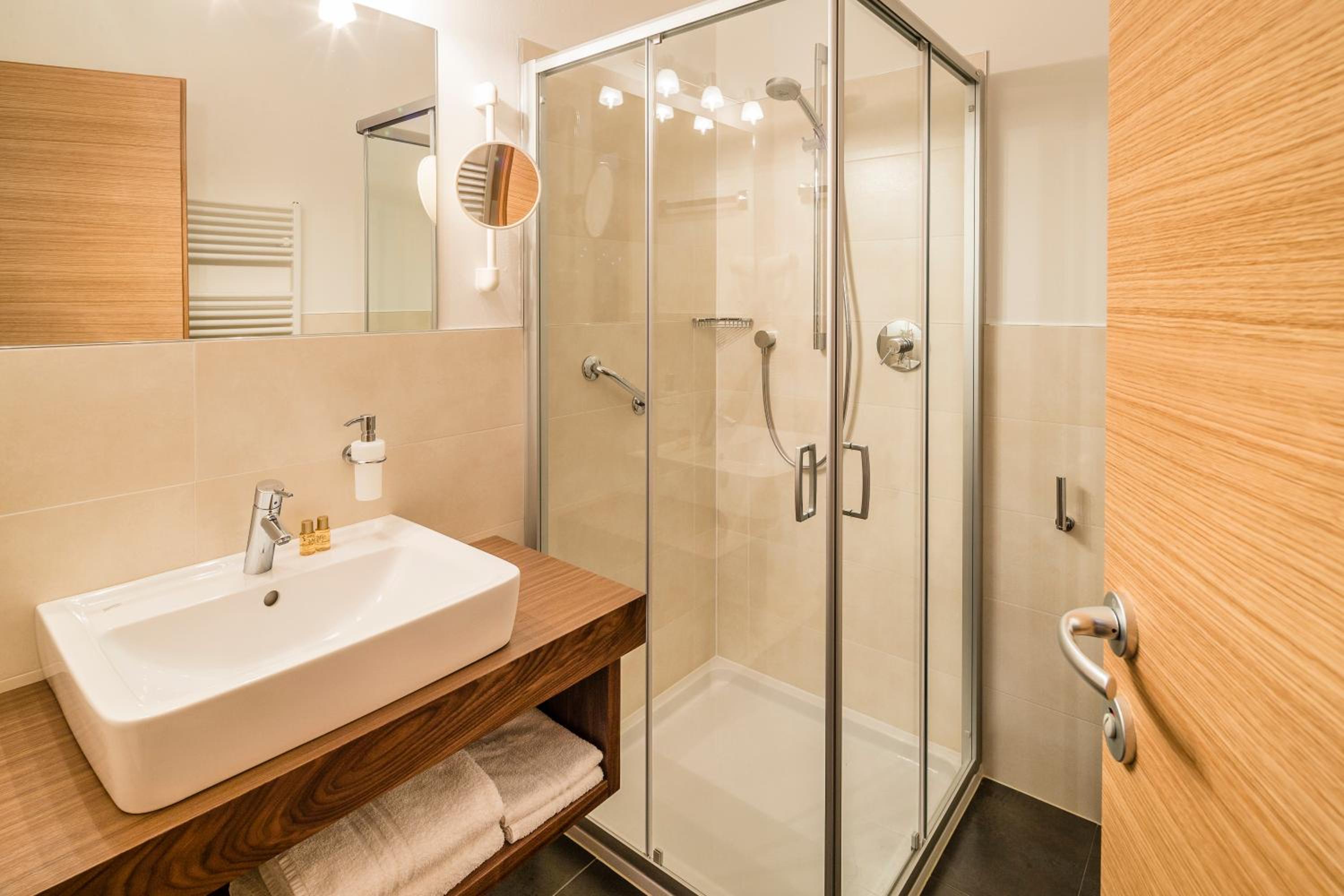Junior Suite with Balcony photo 2