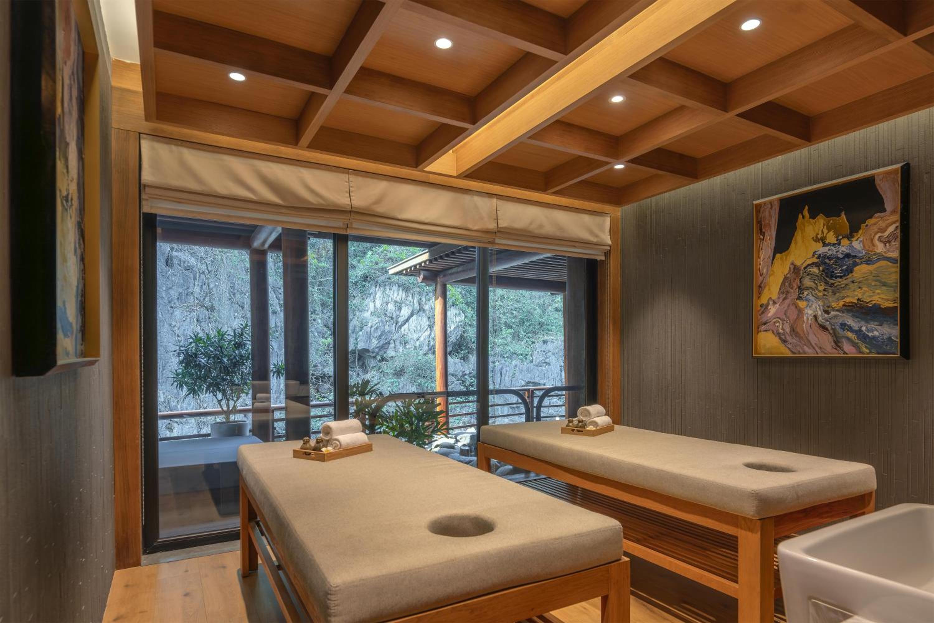 Five-Bedroom Presidential King Villa