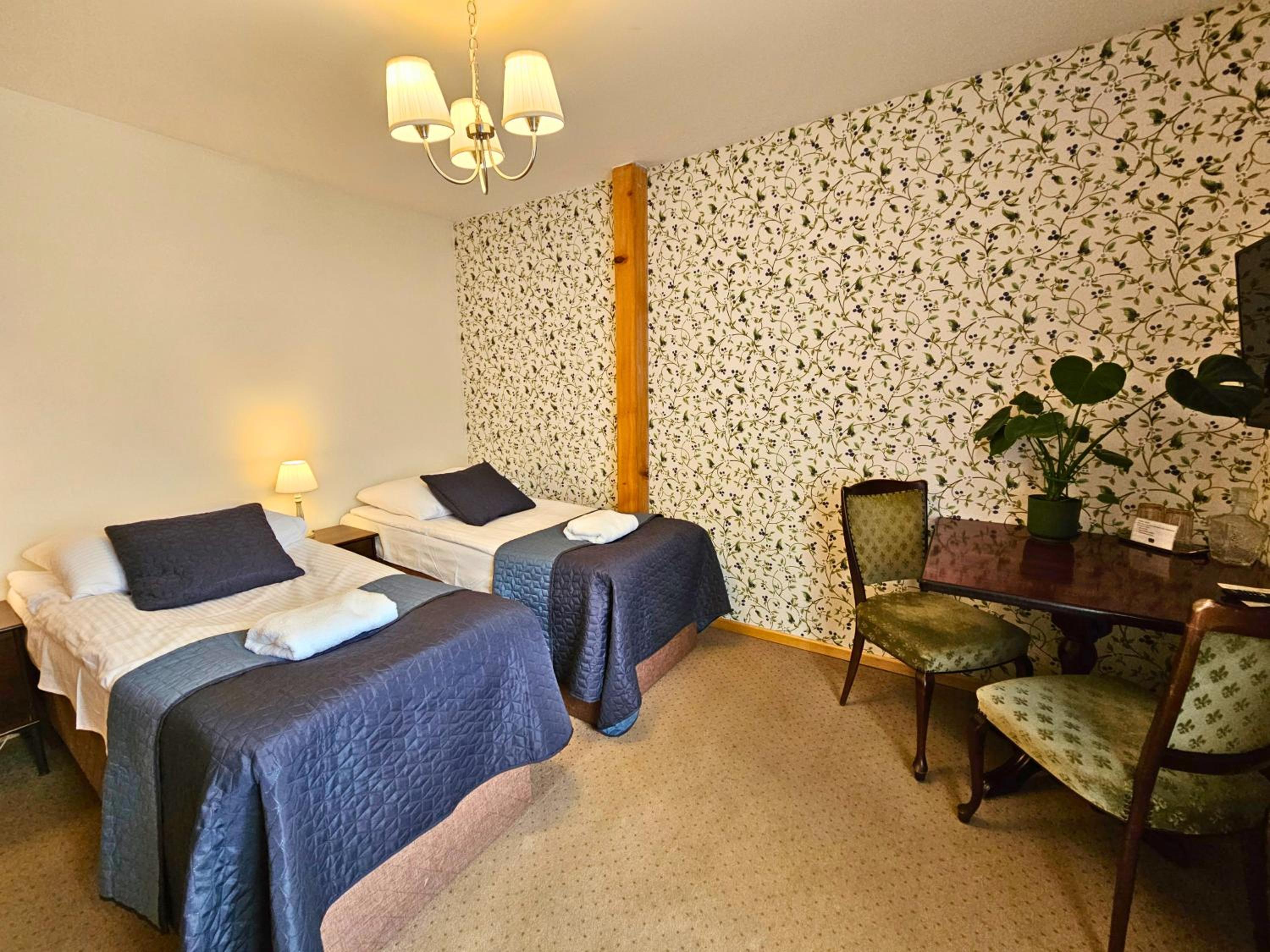 Double or Twin Room photo 2