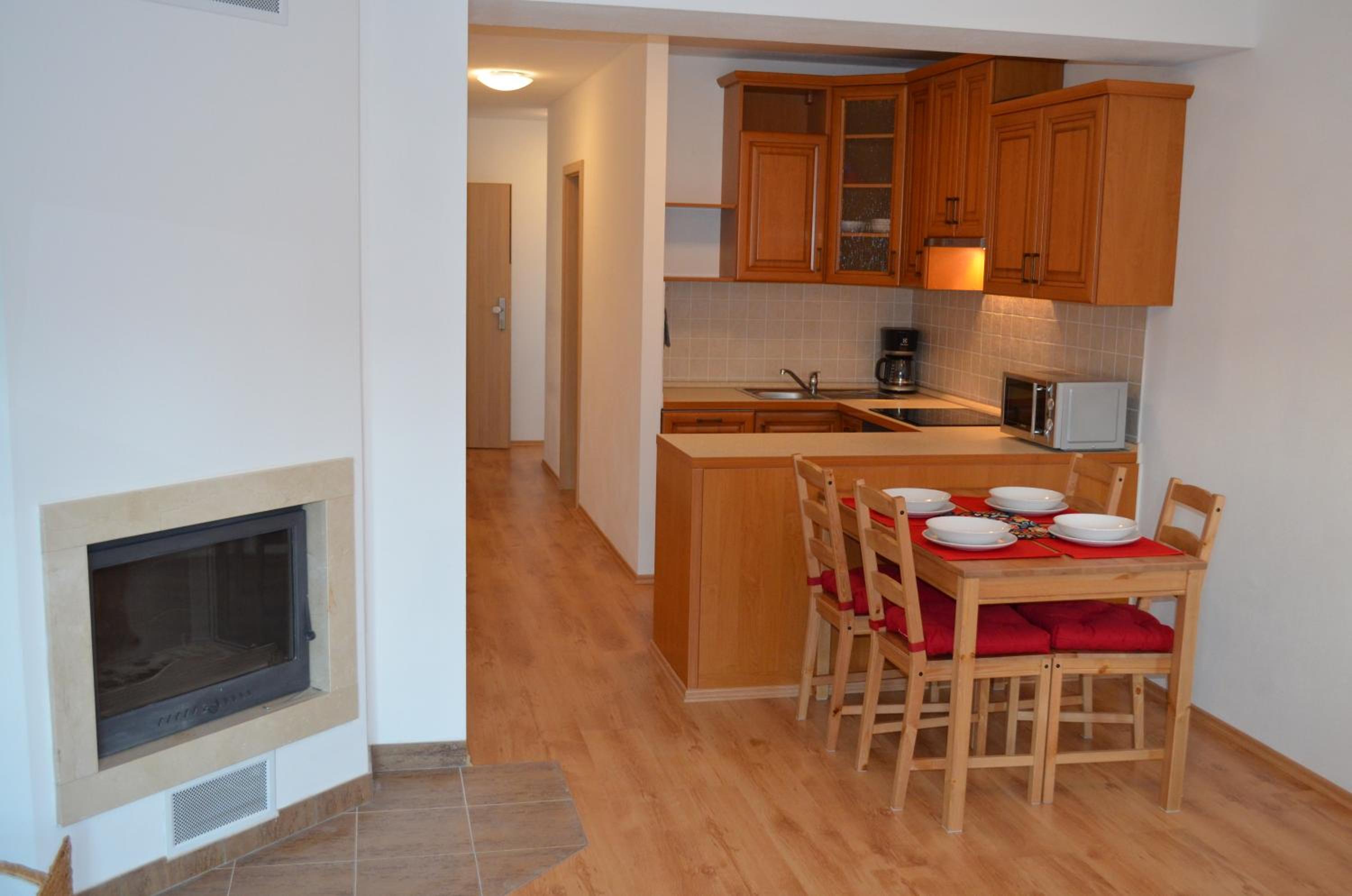 Apartment with Terrace photo 3