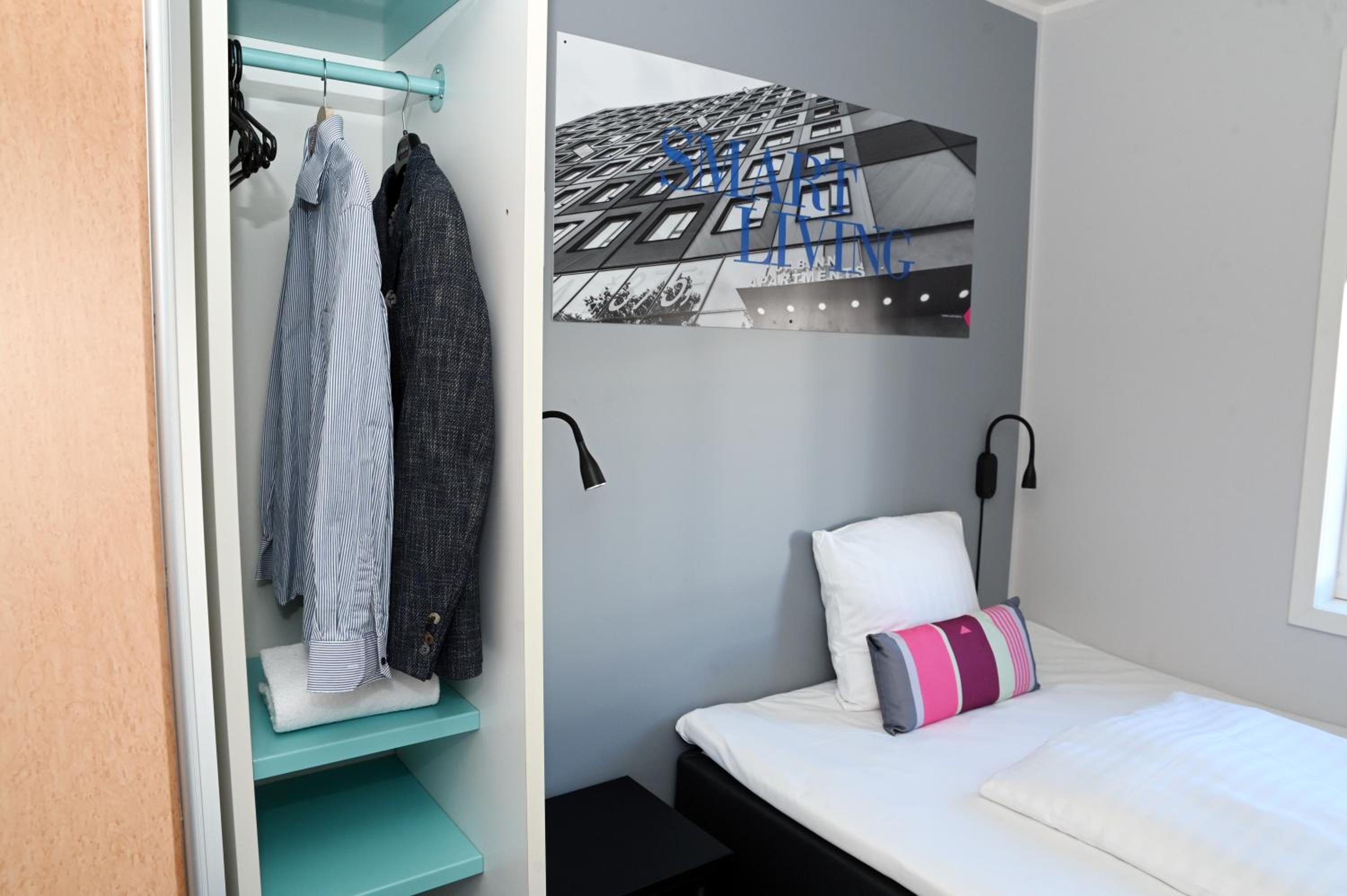 Standard Queen Room