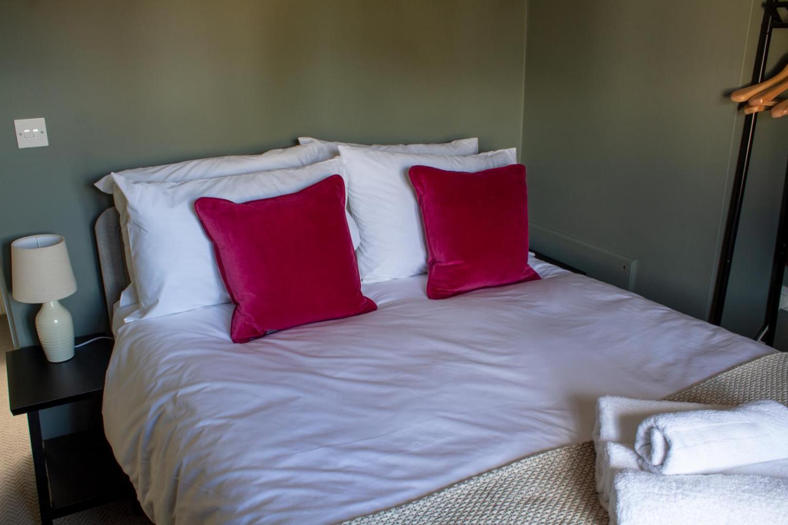 Double Room with Private Bathroom - Photo 1