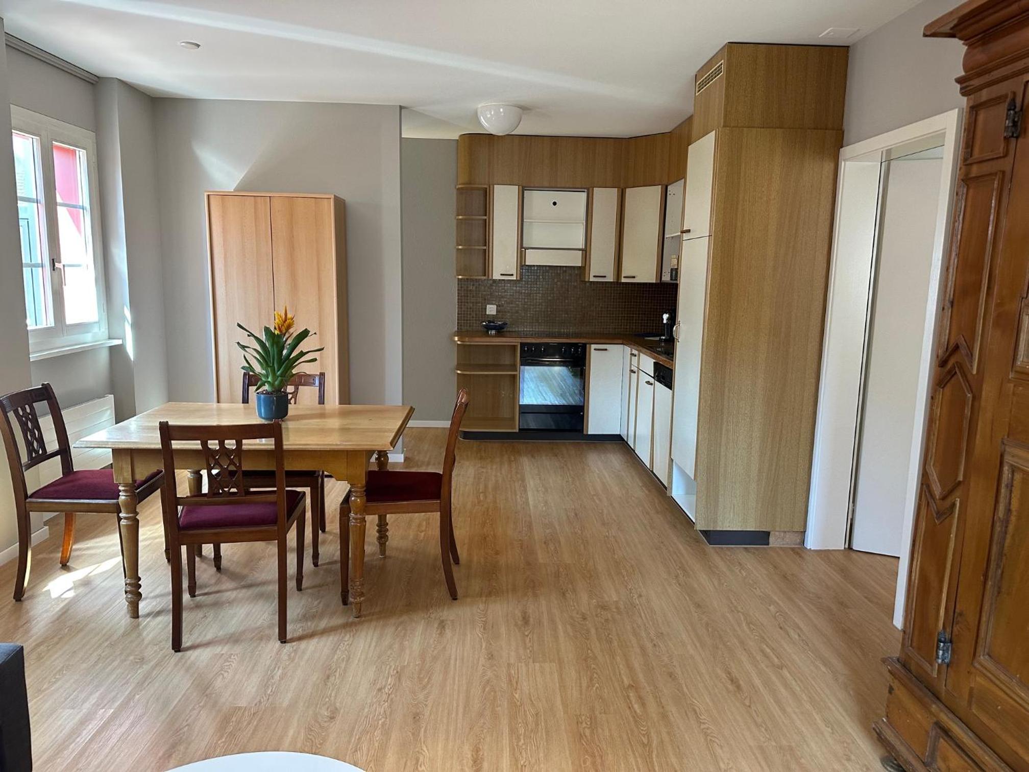 Two-Bedroom Apartment with Balcony photo 3