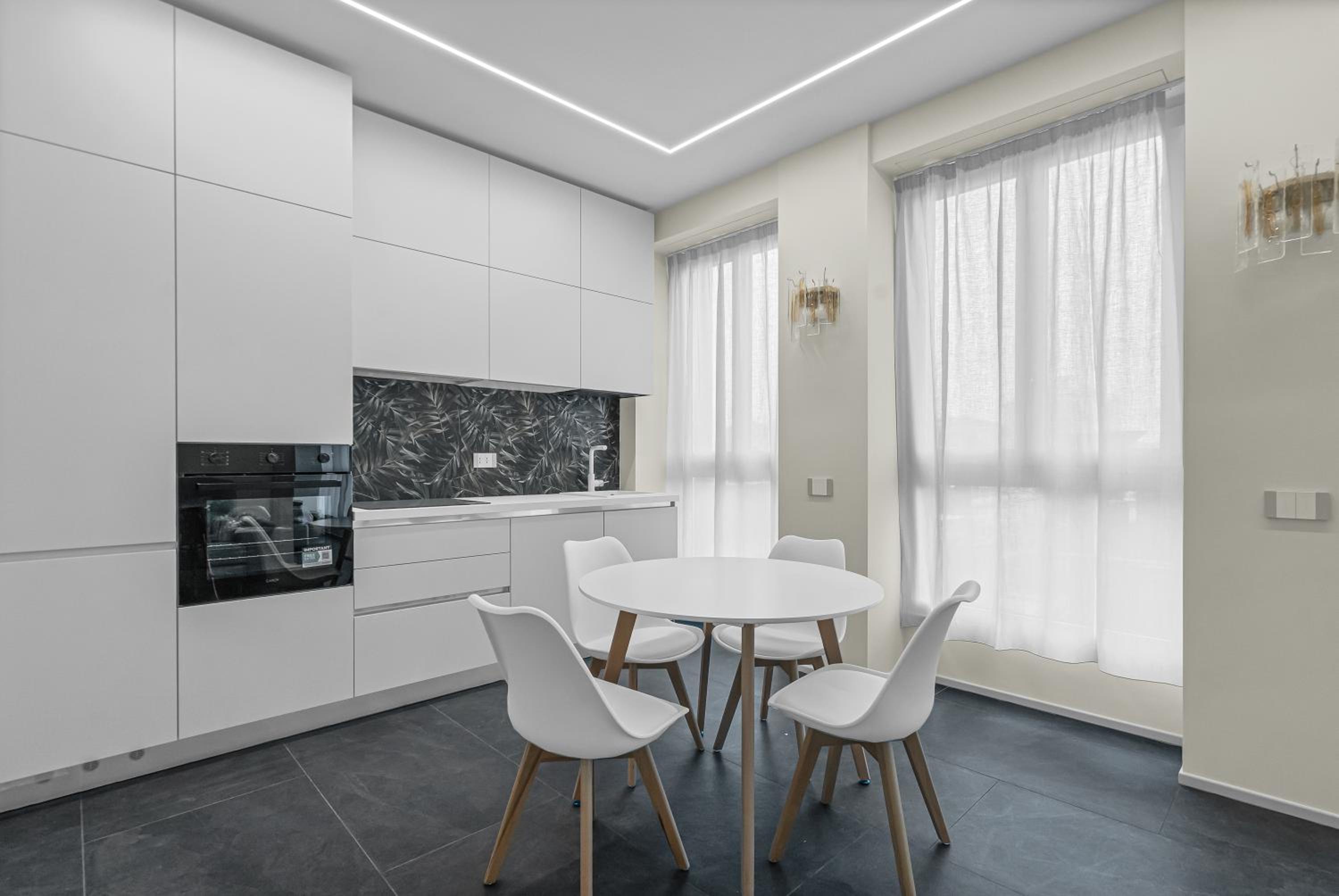 One-Bedroom Deluxe Apartment