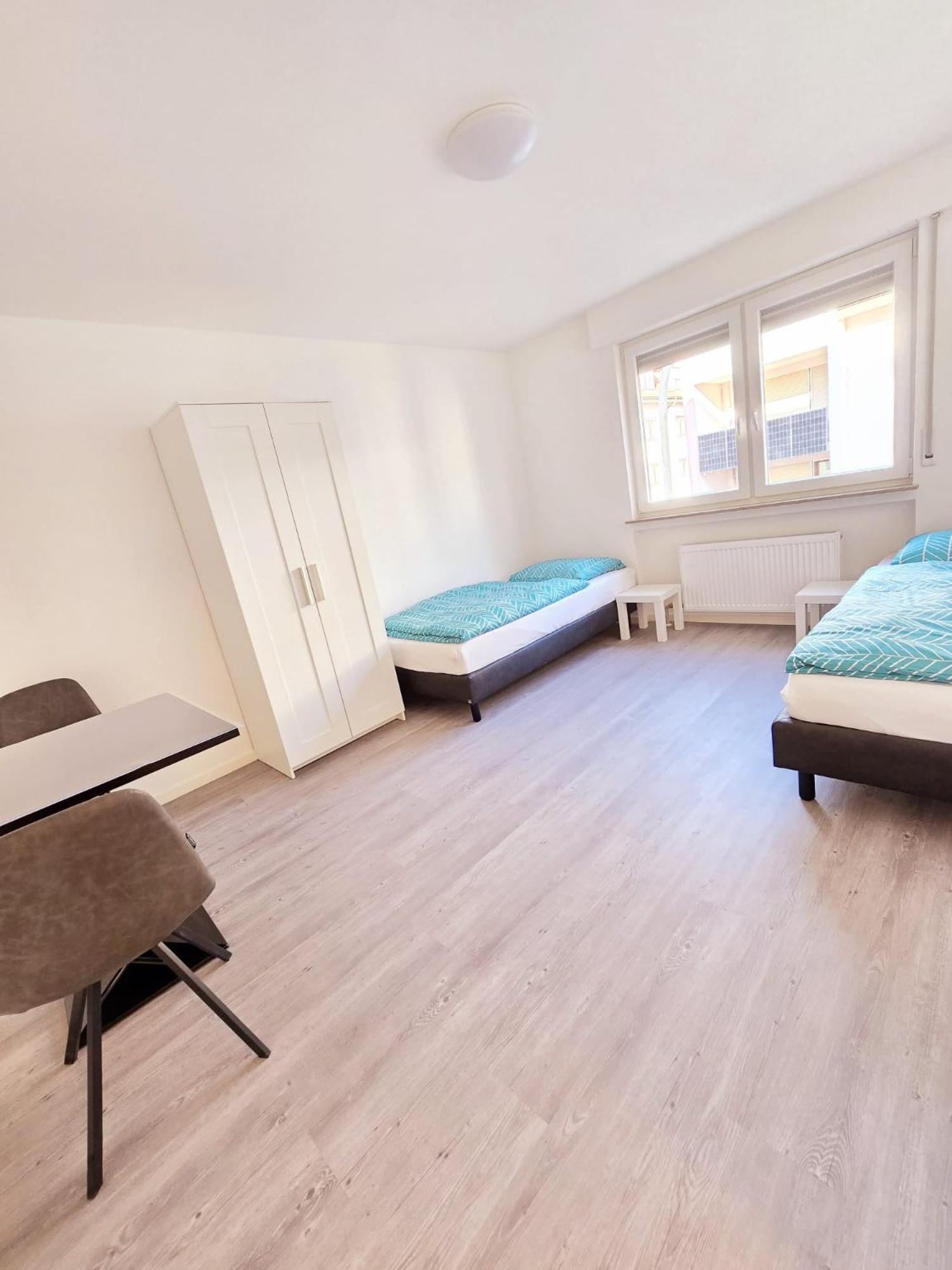 Three-Bedroom Apartment with Balcony photo 3