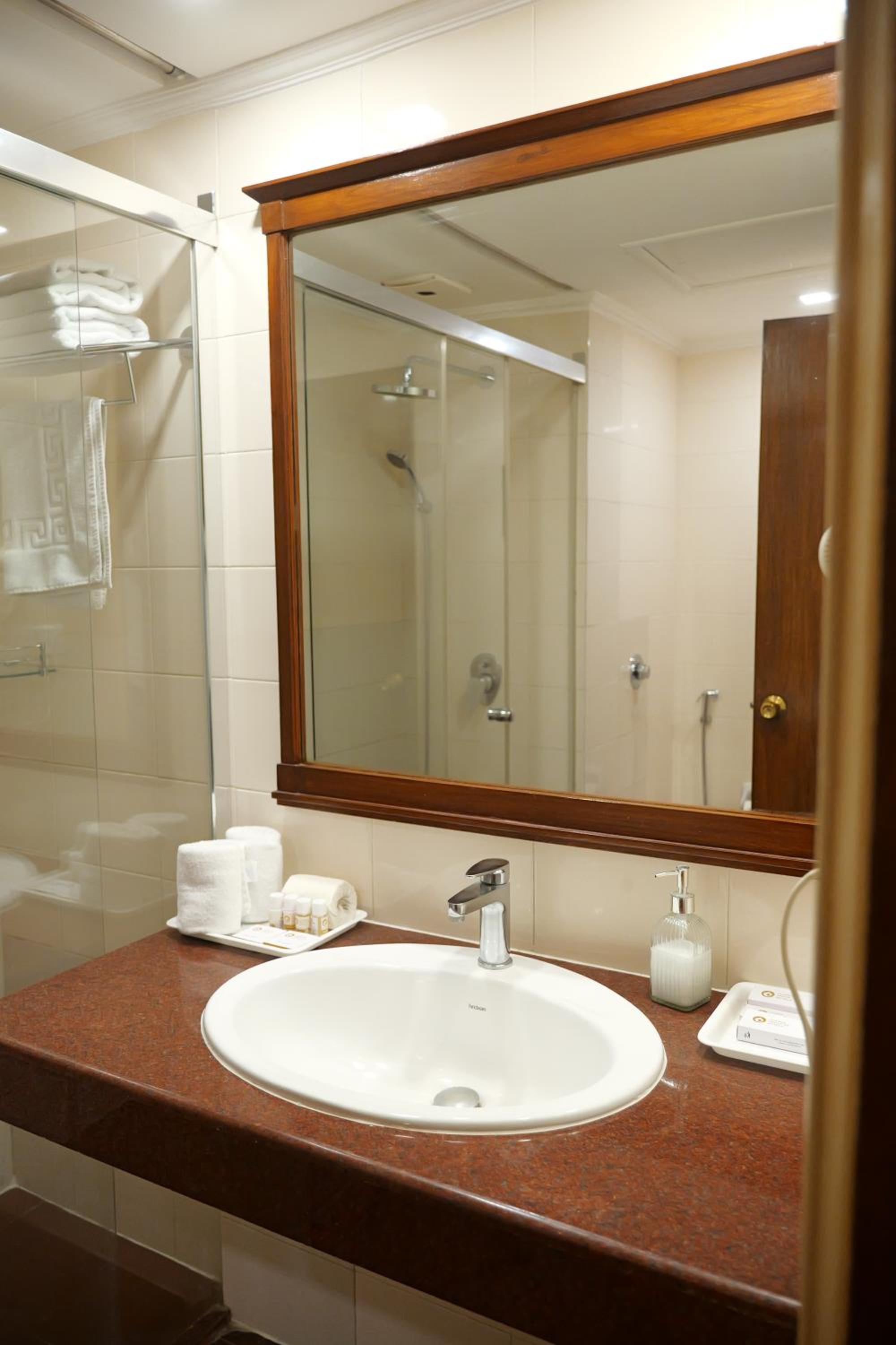 Double Room with Pool View photo 3